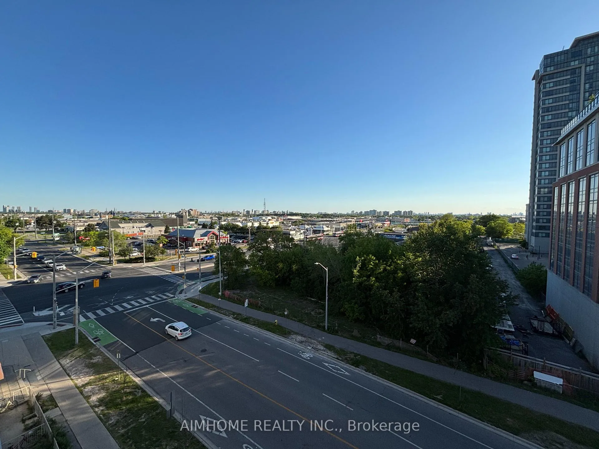 Photo 13 of Unit 720, 4600 Steeles Avenue E, Markham, Milliken Mills East — HOMEH