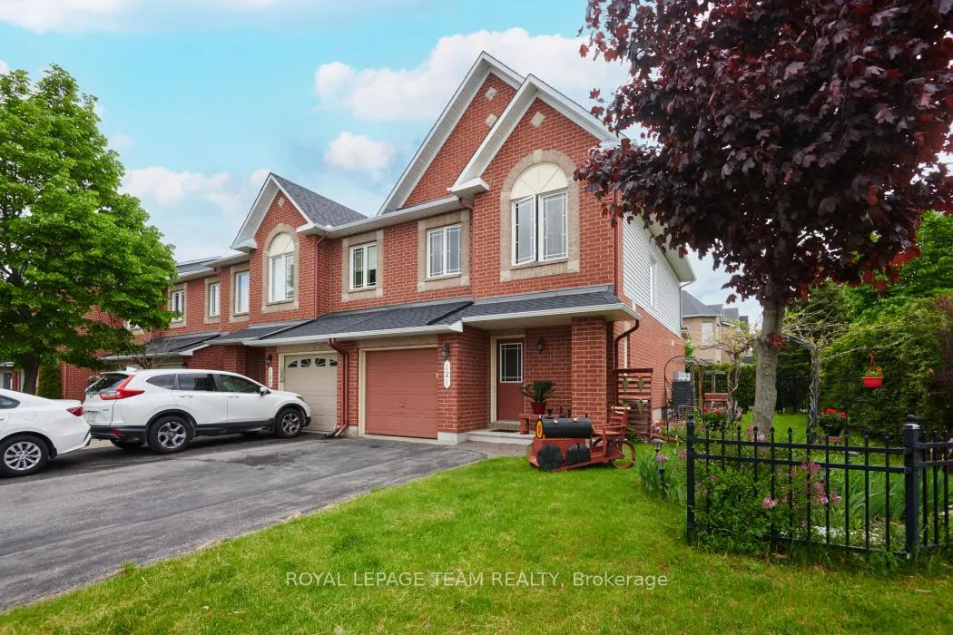 Photo 2 of 121 Sorento Street, Ottawa, Barrhaven - Strandherd — HOMEH