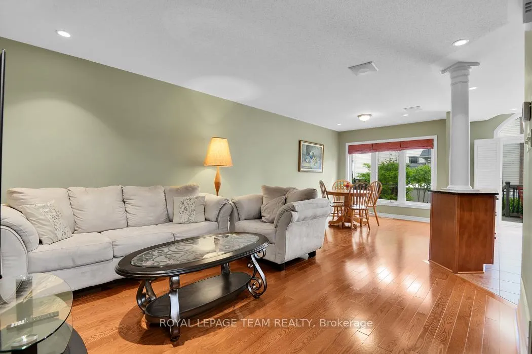 Photo 8 of 121 Sorento Street, Ottawa, Barrhaven - Strandherd — HOMEH