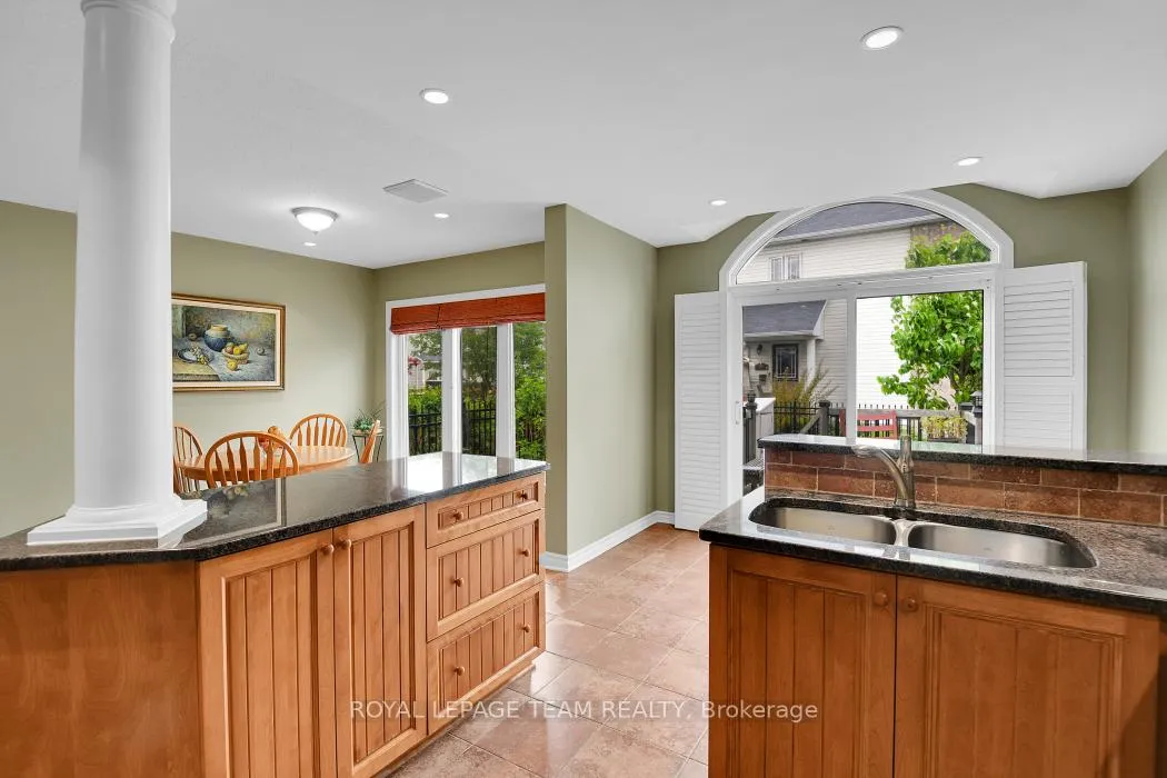 Photo 14 of 121 Sorento Street, Ottawa, Barrhaven - Strandherd — HOMEH
