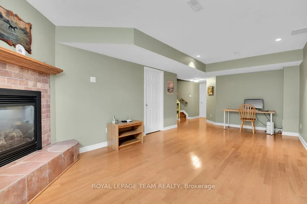 Photo 28 of 121 Sorento Street, Ottawa, Barrhaven - Strandherd — HOMEH