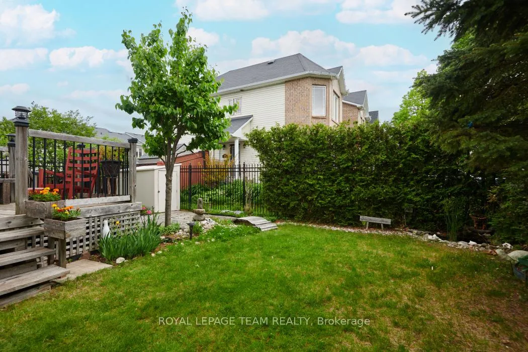 Photo 31 of 121 Sorento Street, Ottawa, Barrhaven - Strandherd — HOMEH