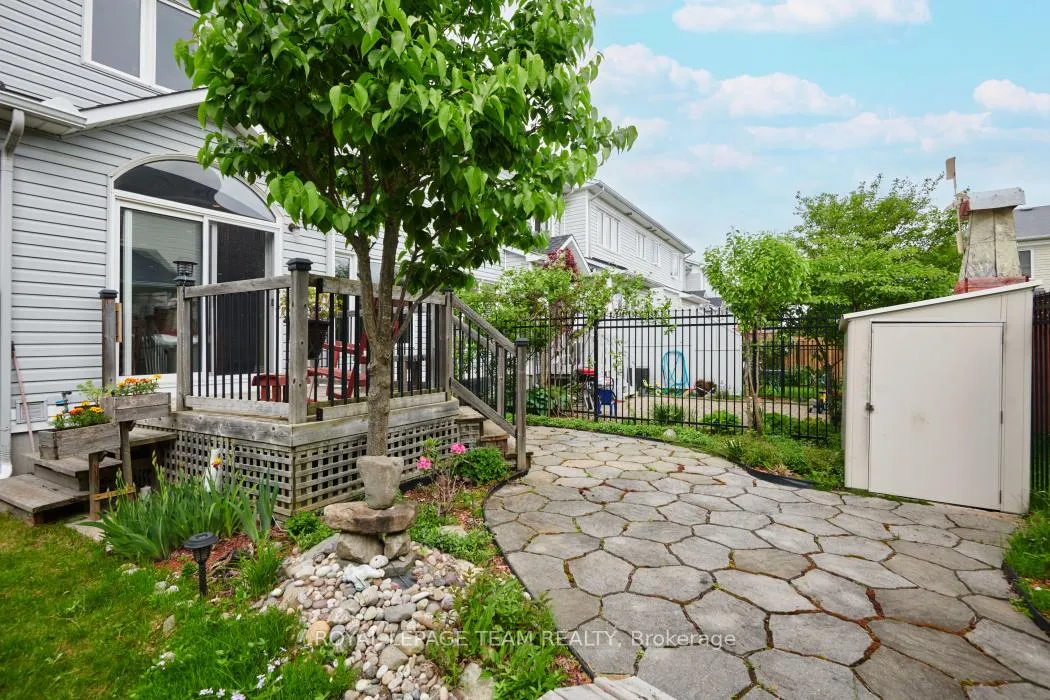 Photo 32 of 121 Sorento Street, Ottawa, Barrhaven - Strandherd — HOMEH