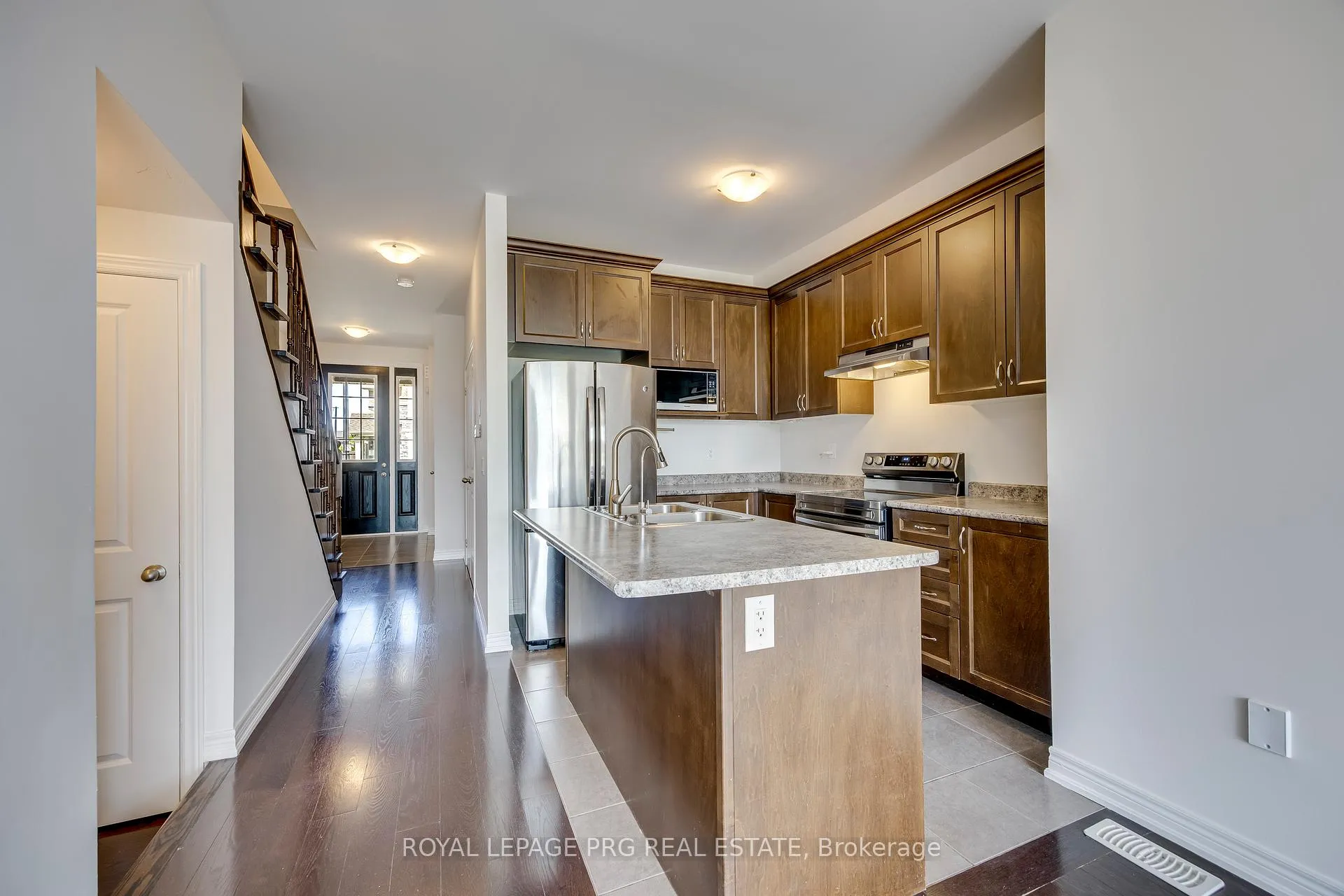 Photo 6 of 47 Dufay Road, Brampton, Northwest Brampton — HOMEH