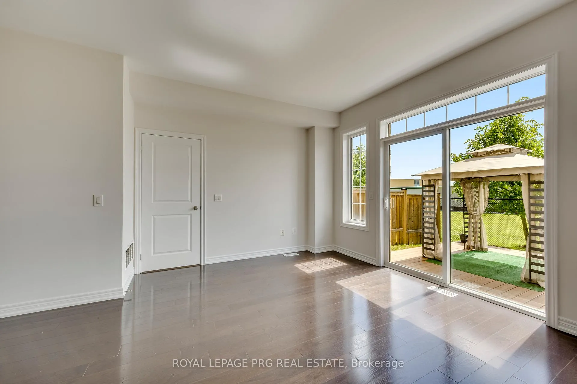 Photo 15 of 47 Dufay Road, Brampton, Northwest Brampton — HOMEH