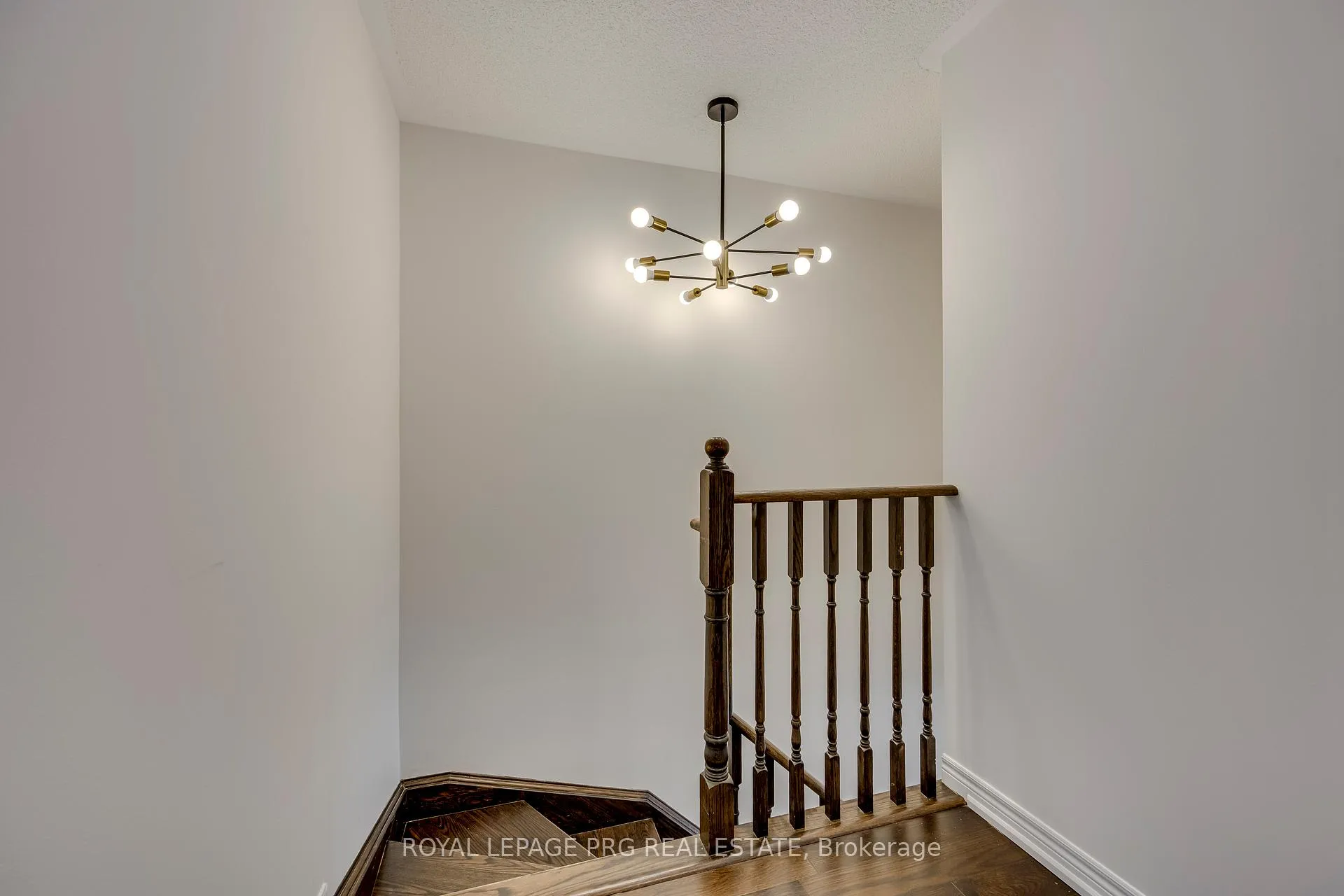 Photo 23 of 47 Dufay Road, Brampton, Northwest Brampton — HOMEH