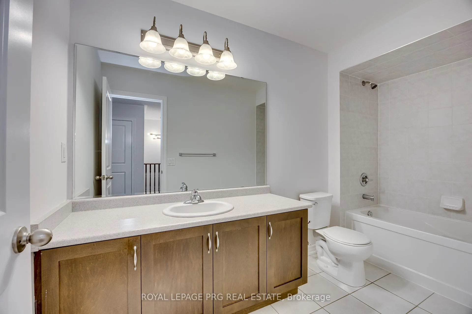 Photo 35 of 47 Dufay Road, Brampton, Northwest Brampton — HOMEH