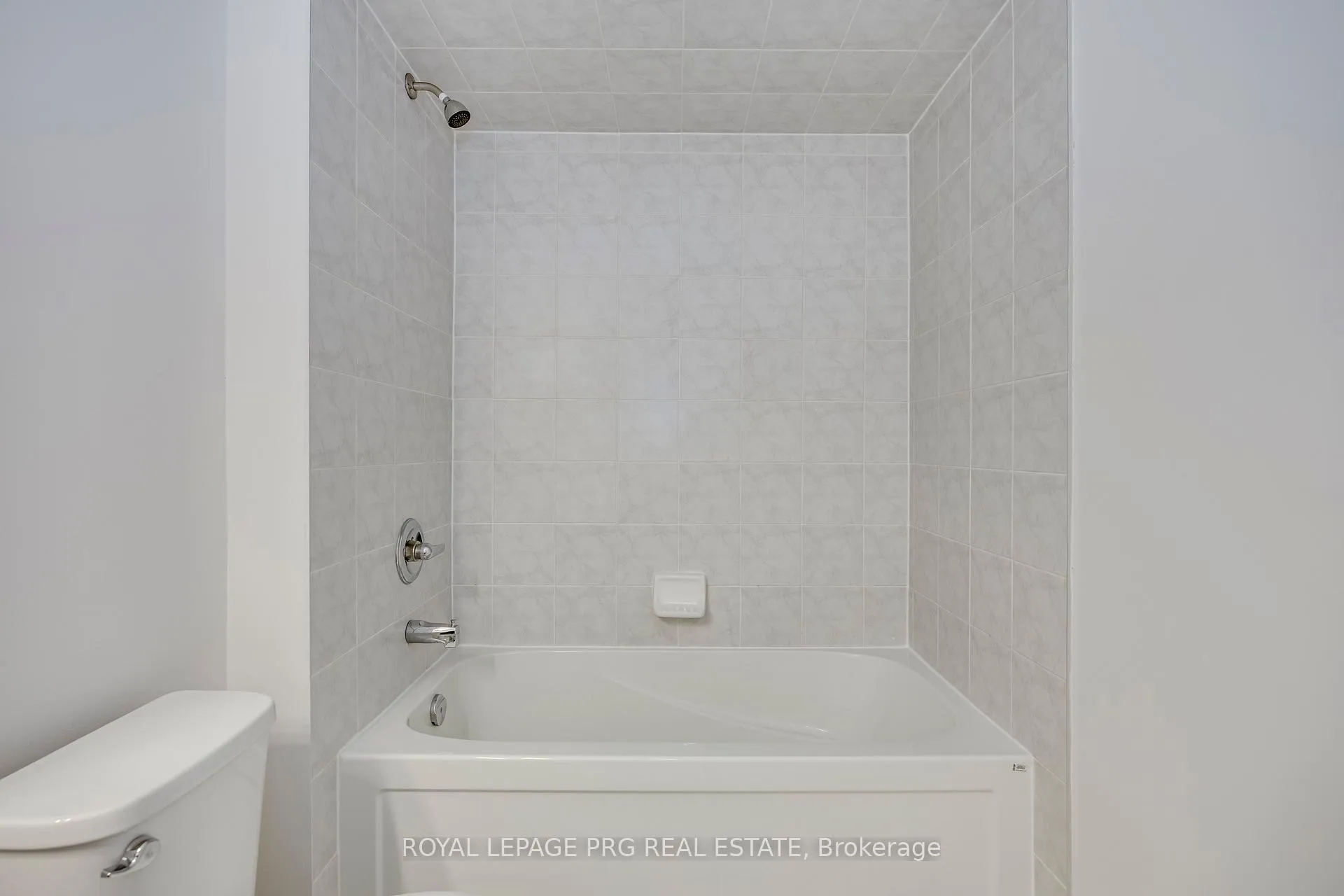 Photo 36 of 47 Dufay Road, Brampton, Northwest Brampton — HOMEH
