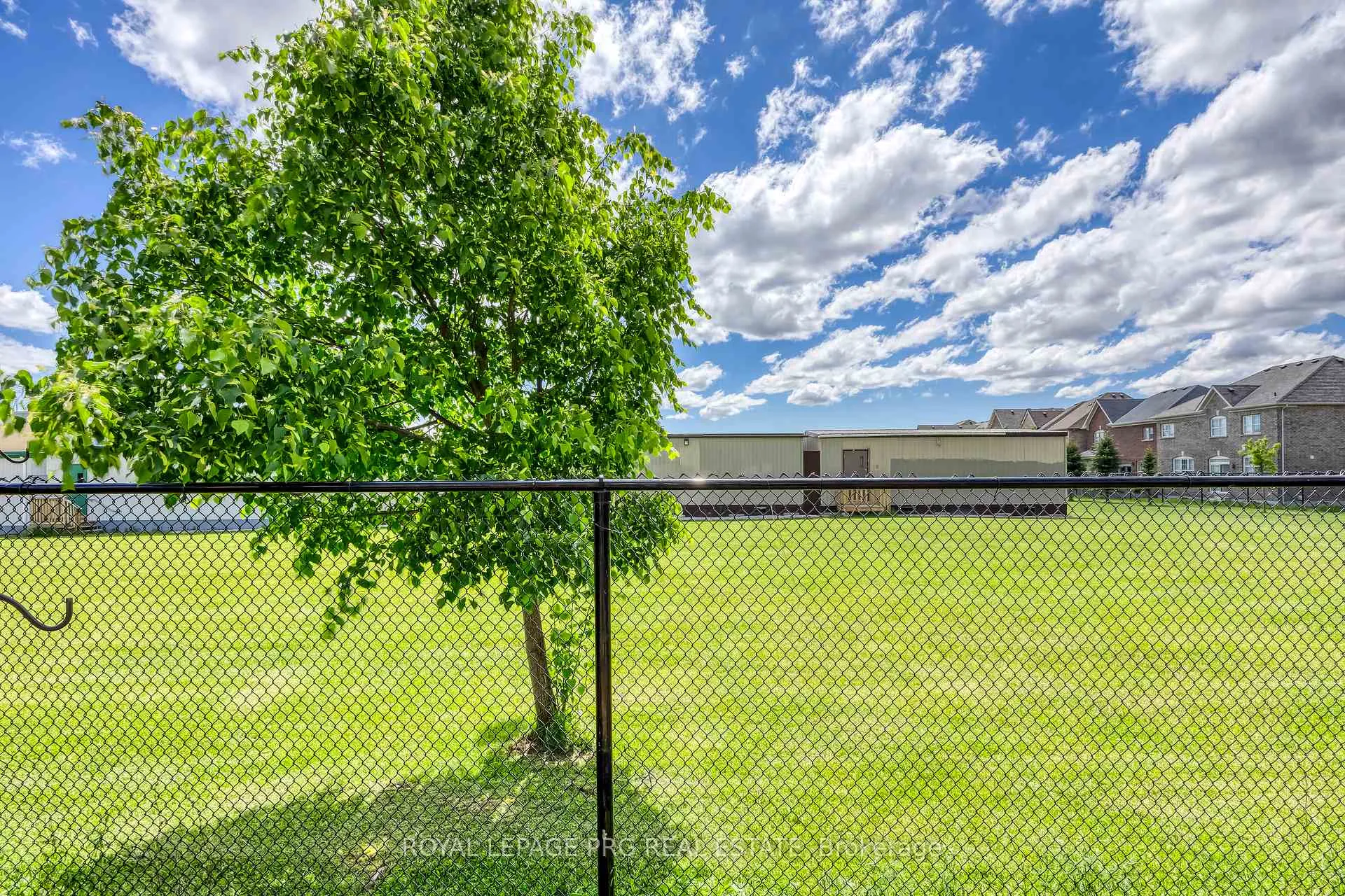 Photo 48 of 47 Dufay Road, Brampton, Northwest Brampton — HOMEH