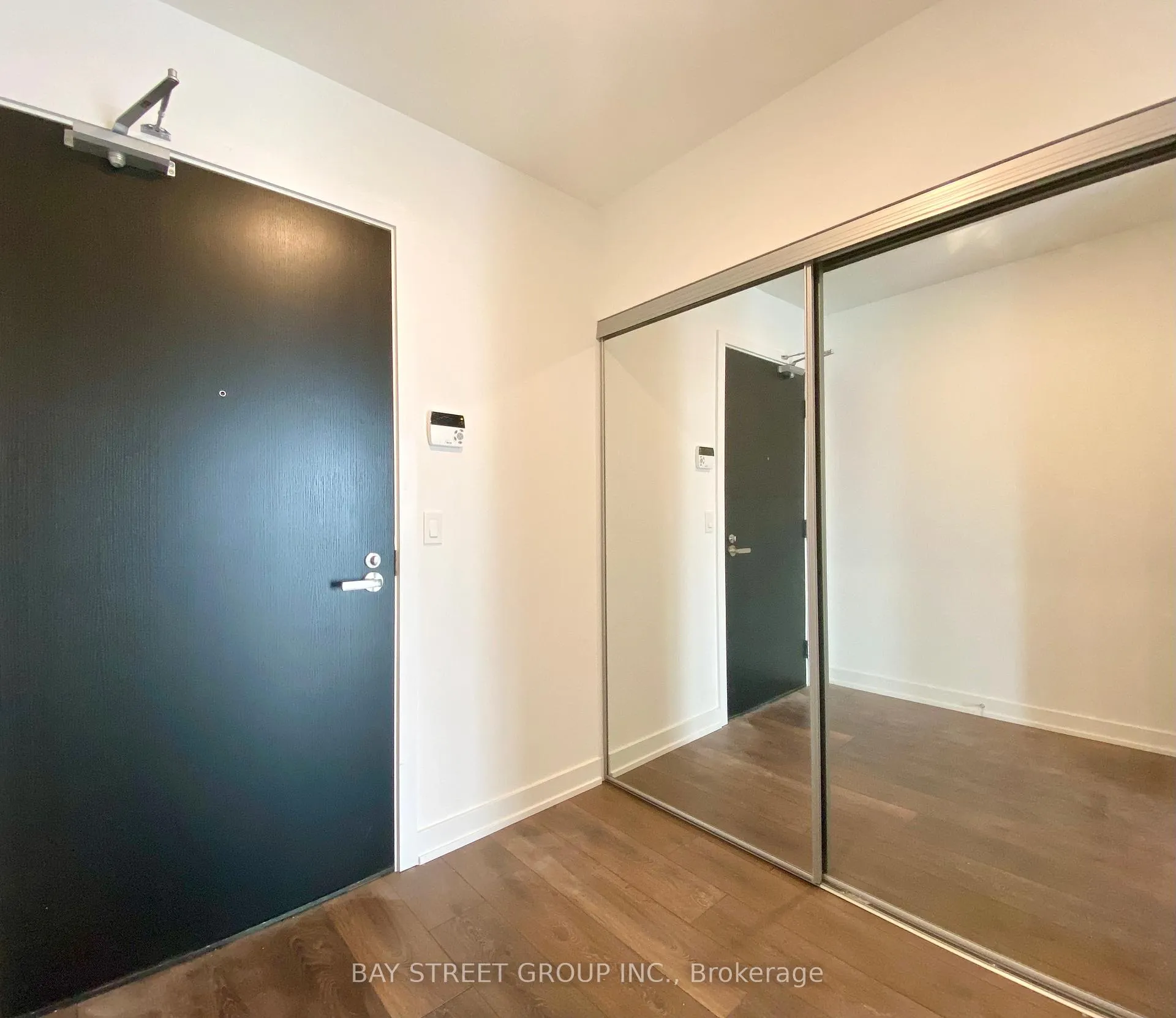Photo 3 of Unit 2709, 501 Yonge Street, Toronto, Church-Yonge Corridor — HOMEH