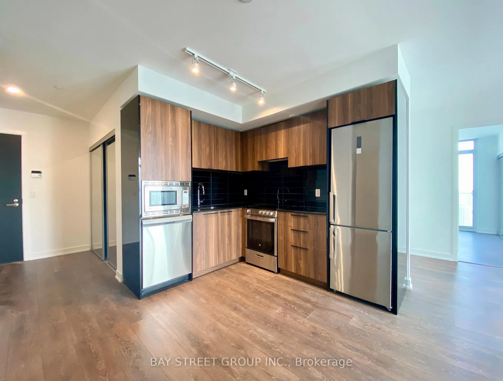 Photo 5 of Unit 2709, 501 Yonge Street, Toronto, Church-Yonge Corridor — HOMEH