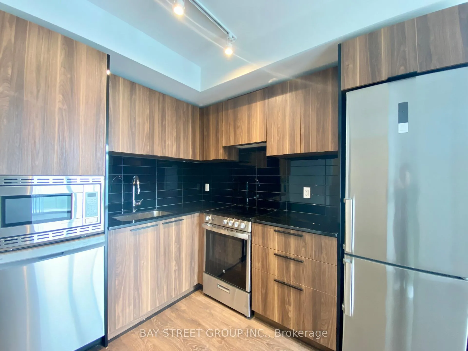 Photo 6 of Unit 2709, 501 Yonge Street, Toronto, Church-Yonge Corridor — HOMEH