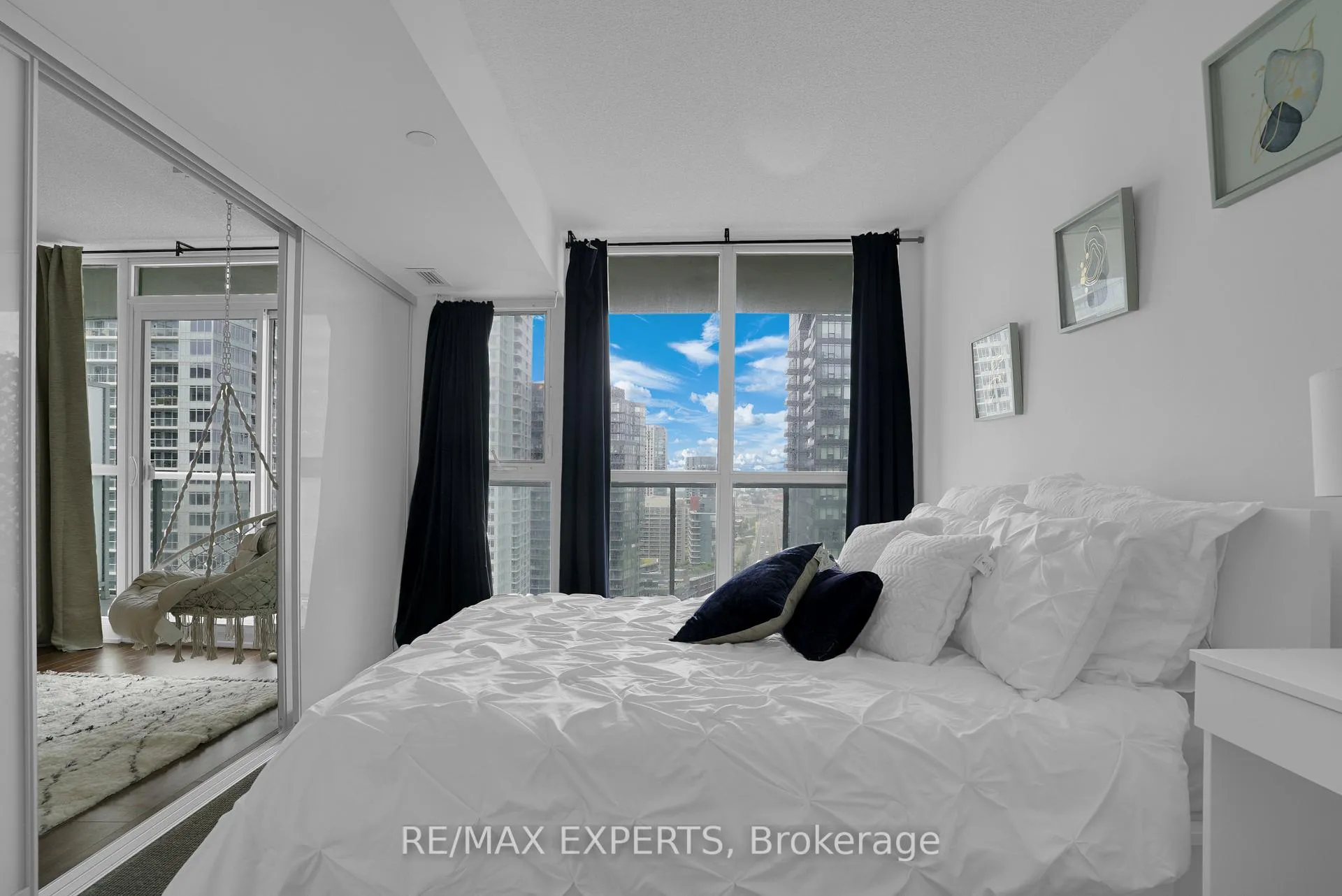 Photo 18 of Unit 2610, 75 Queens Wharf Road, Toronto, Waterfront Communities — HOMEH