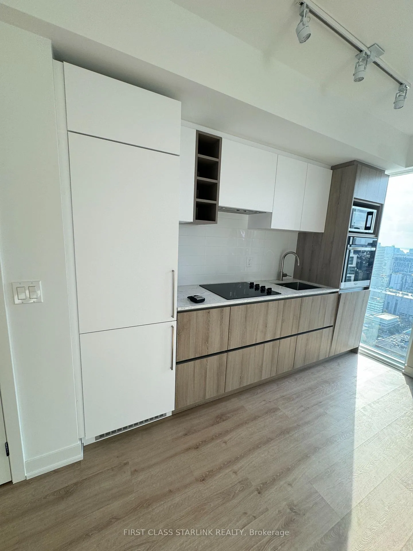 Photo 9 of Unit 4305, 319 Jarvis Street, Toronto, Moss Park — HOMEH