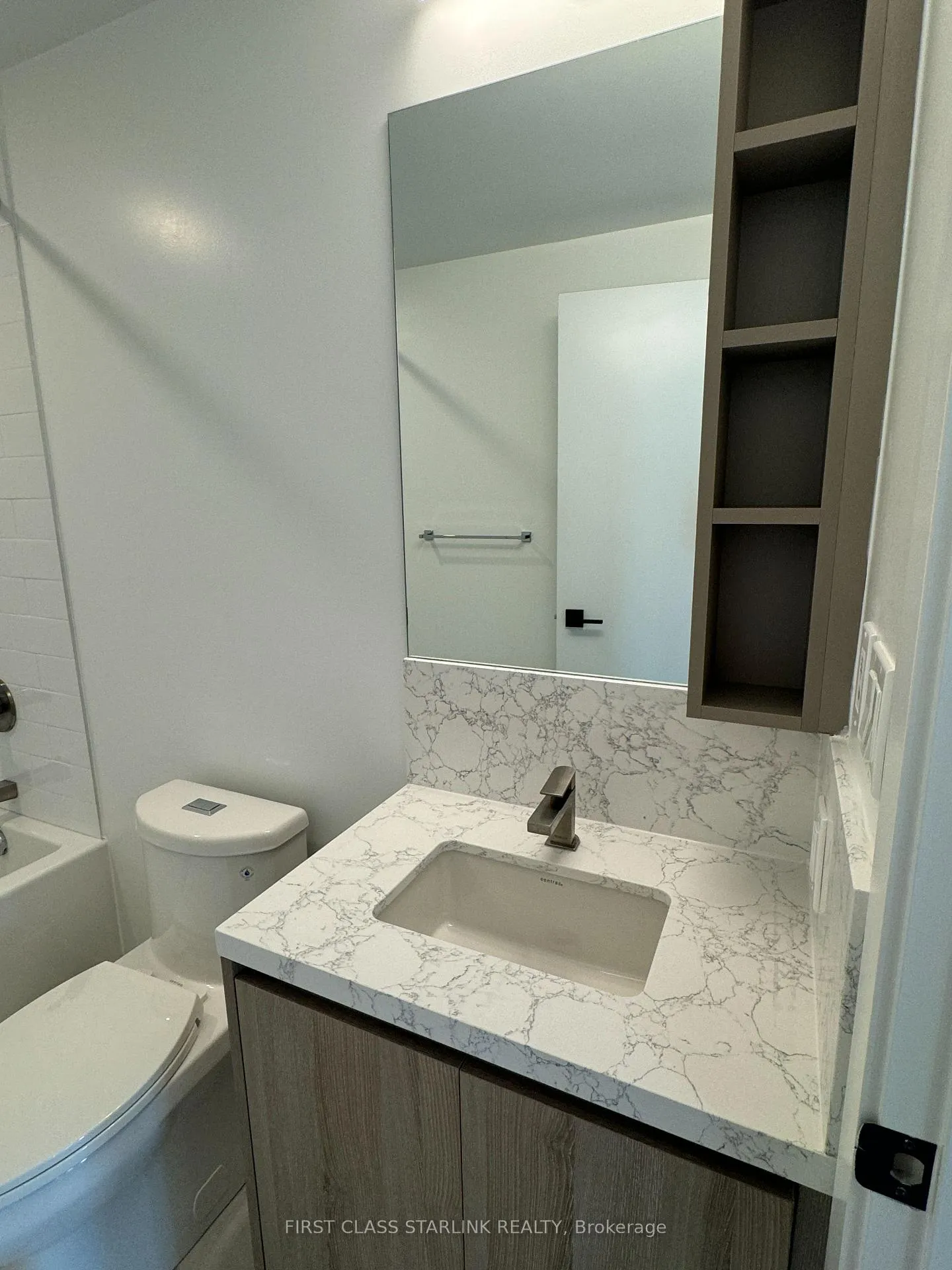 Photo 11 of Unit 4305, 319 Jarvis Street, Toronto, Moss Park — HOMEH