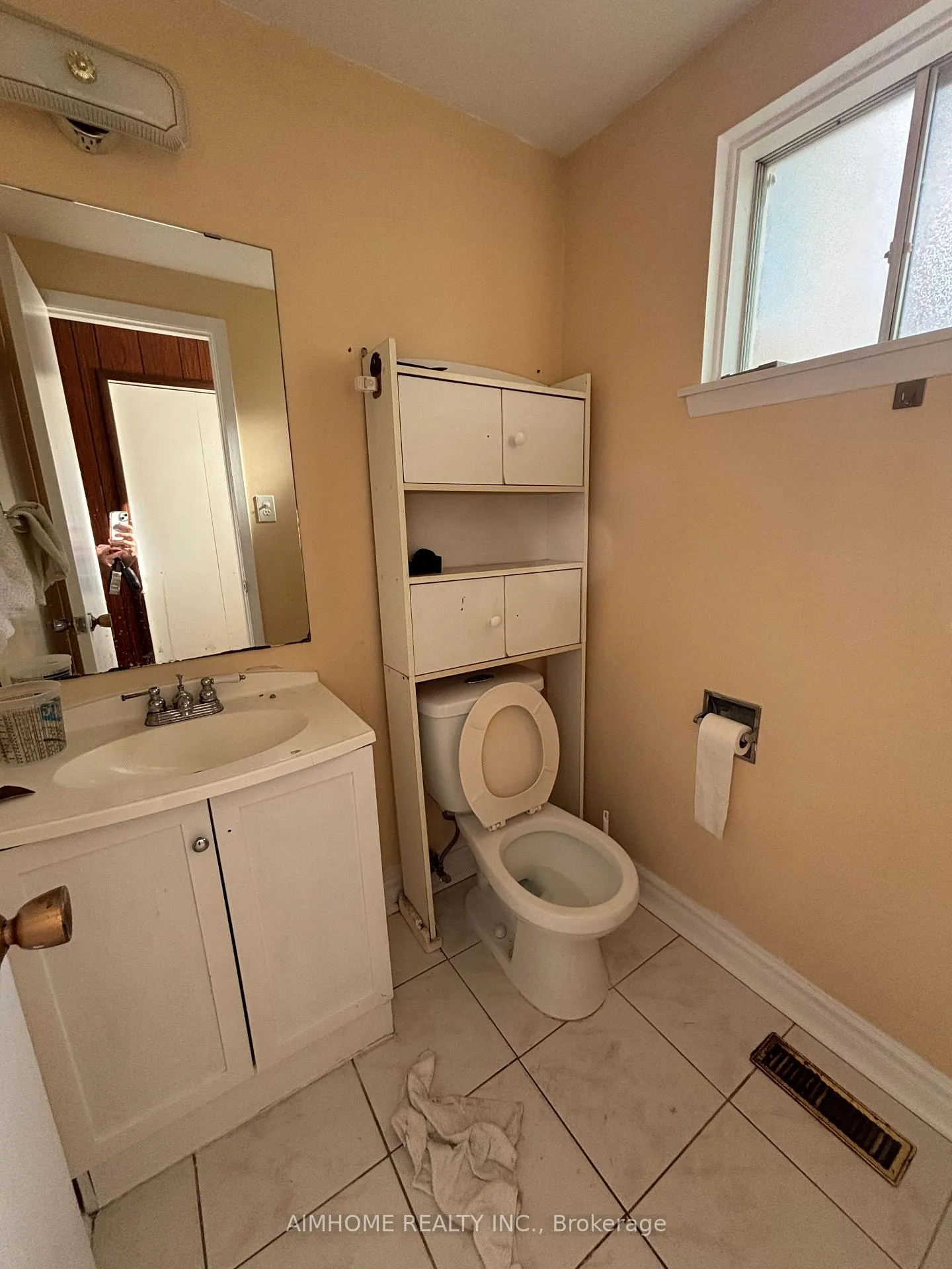 Photo 13 of 94 Broomfield Drive, Scarborough, Agincourt North — HOMEH