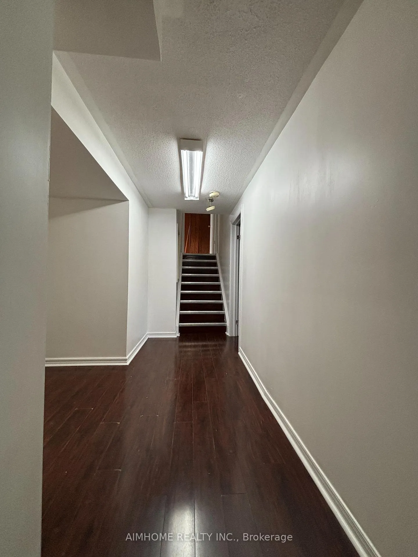 Photo 4 of 94 Broomfield Drive, Scarborough, Agincourt North — HOMEH
