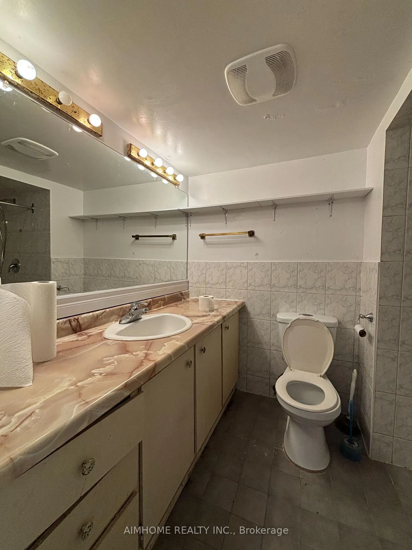 Photo 7 of 94 Broomfield Drive, Scarborough, Agincourt North — HOMEH