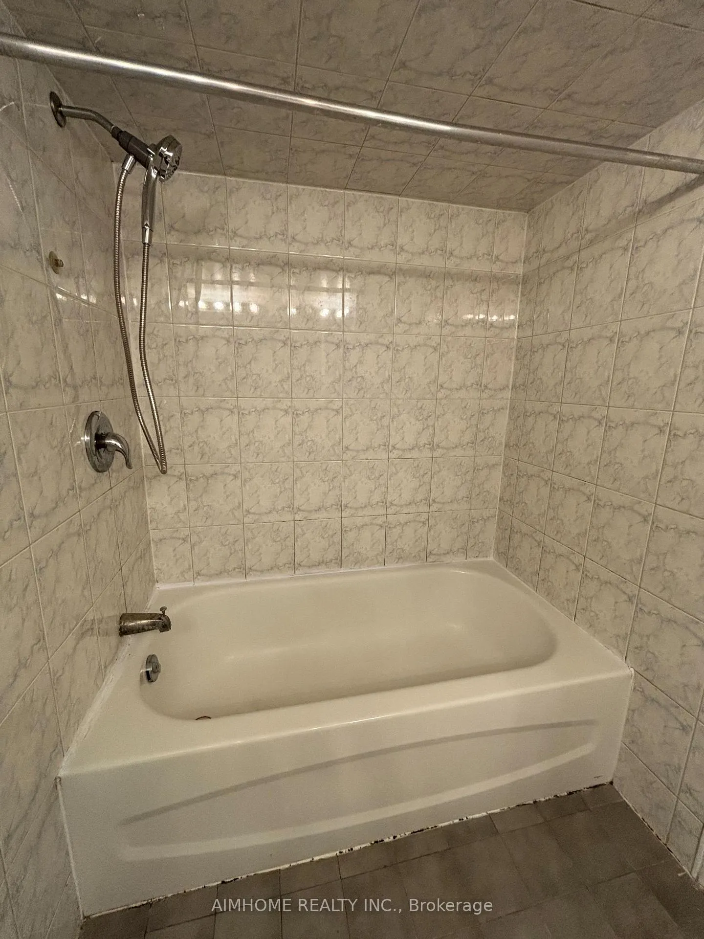 Photo 8 of 94 Broomfield Drive, Scarborough, Agincourt North — HOMEH
