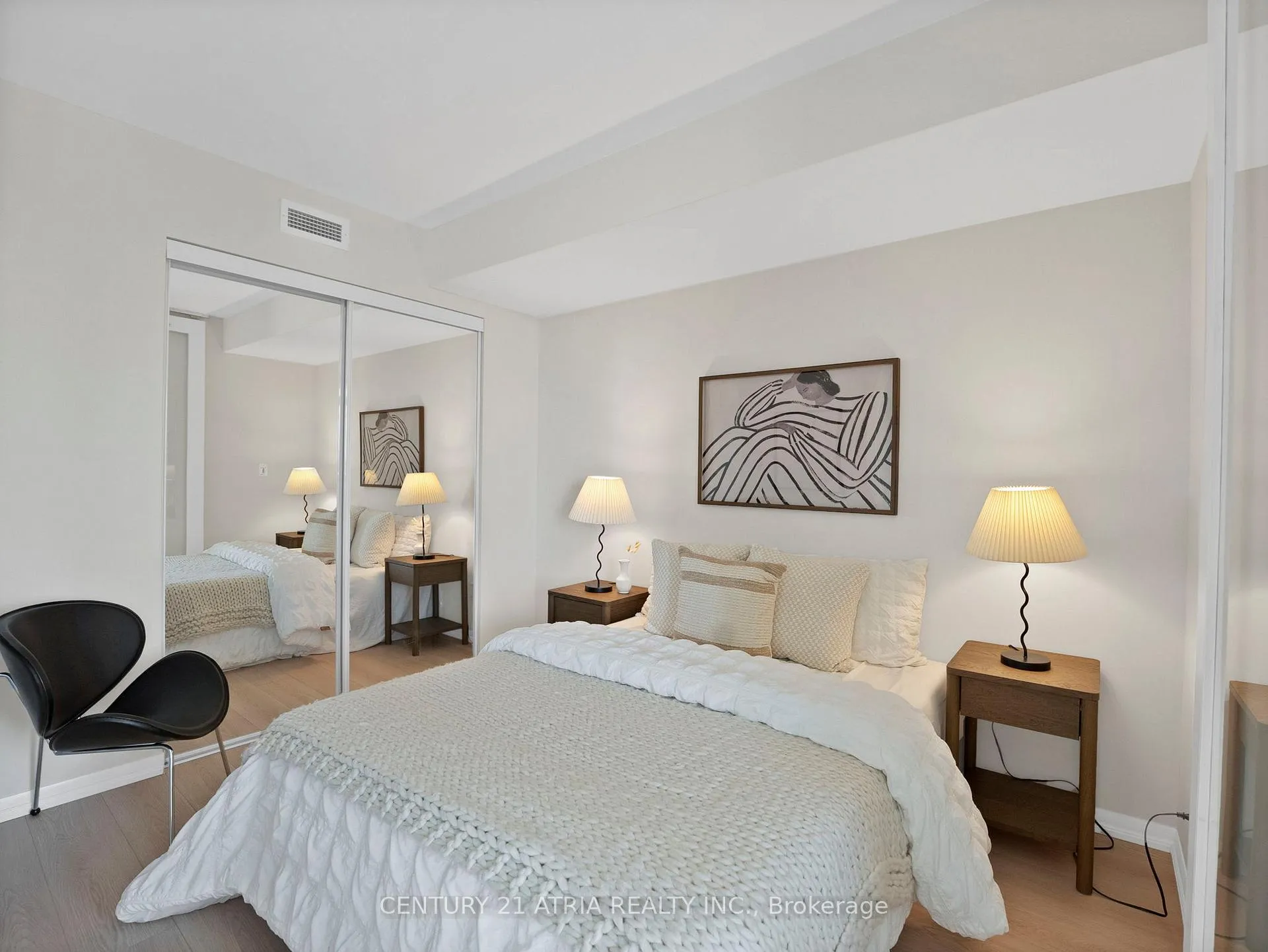 Photo 14 of Unit 1806, 18 Yonge Street, Toronto, Waterfront Communities — HOMEH