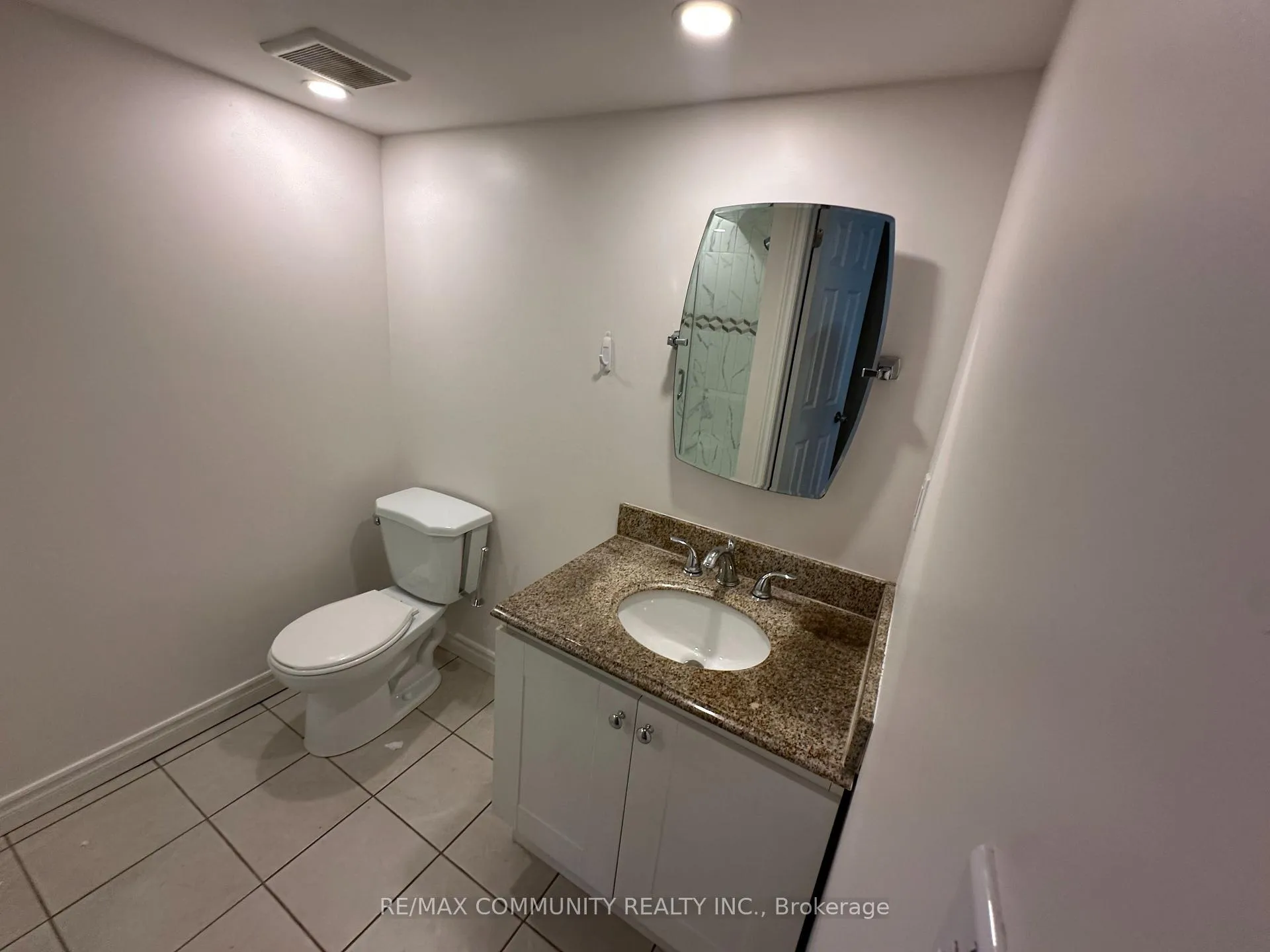 Photo 8 of Unit Basement, 260 Inspire Boulevard, Brampton, Sandringham-Wellington North — HOMEH