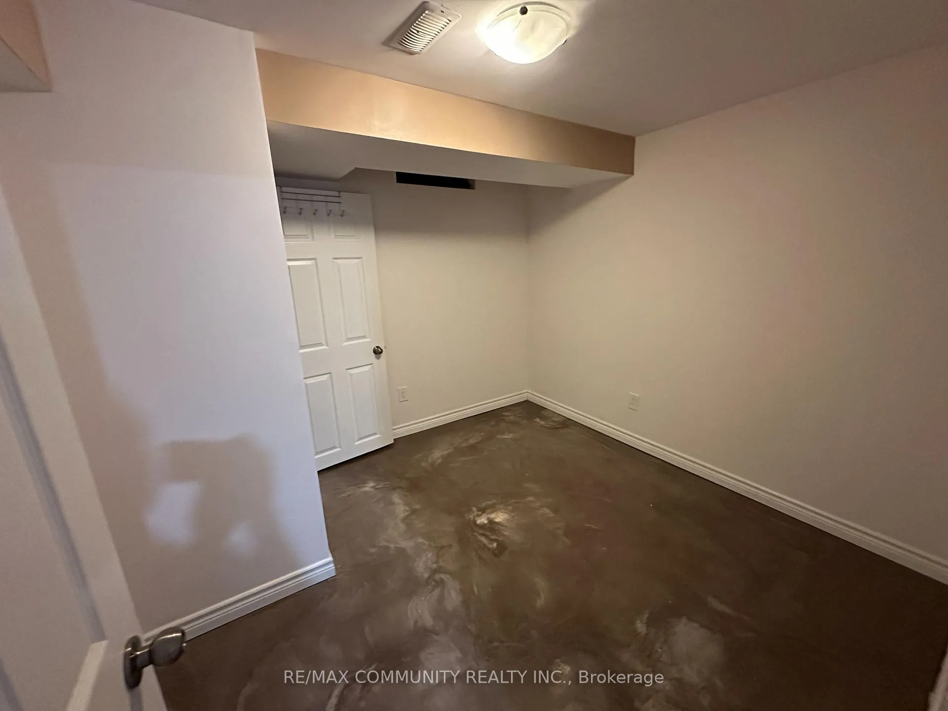 Photo 14 of Unit Basement, 260 Inspire Boulevard, Brampton, Sandringham-Wellington North — HOMEH