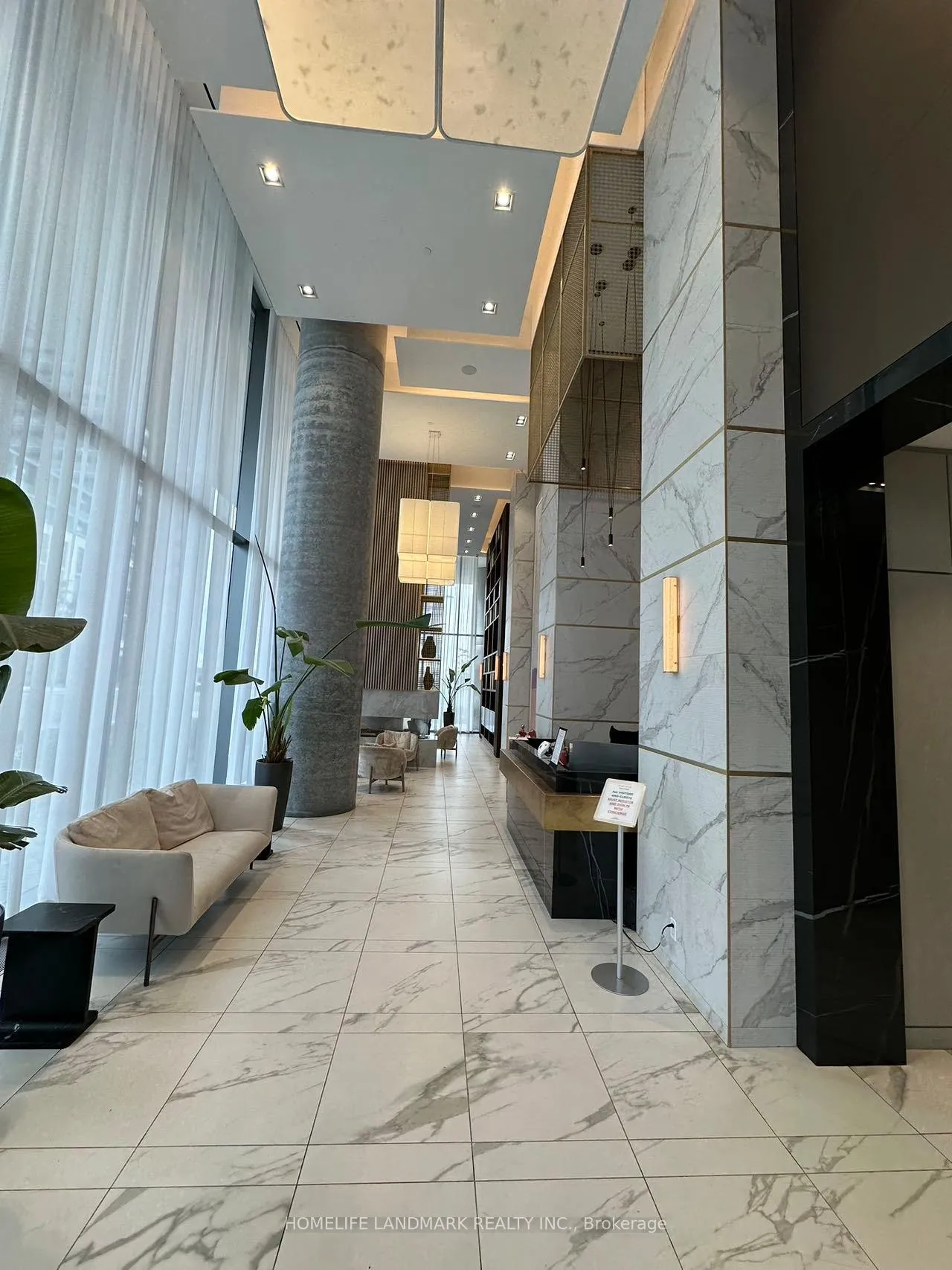 Photo 2 of Unit 3302, 950 Portage Parkway, Vaughan, Vaughan Corporate Centre — HOMEH