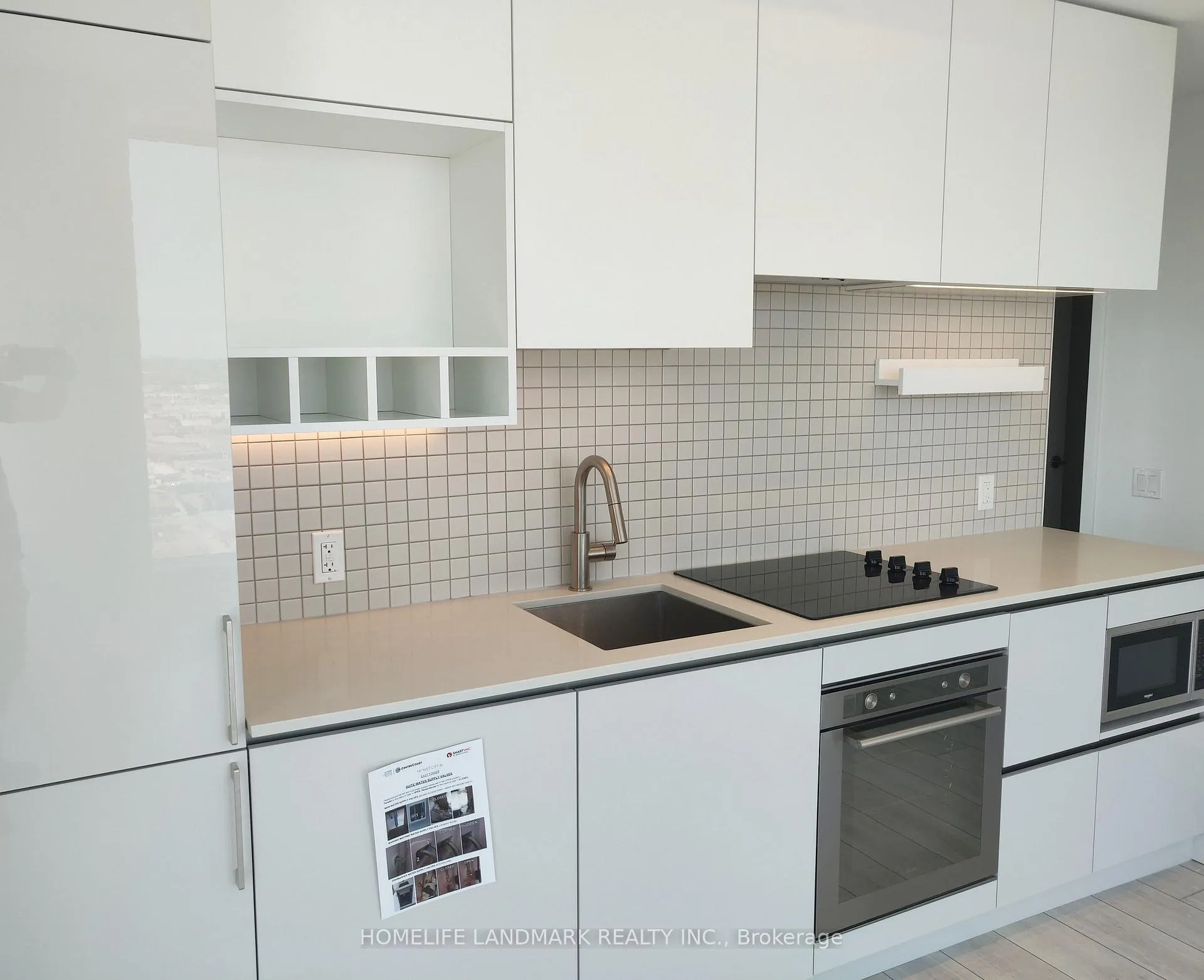 Photo 5 of Unit 3302, 950 Portage Parkway, Vaughan, Vaughan Corporate Centre — HOMEH