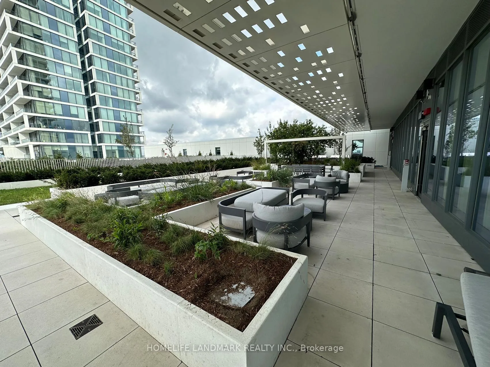 Photo 12 of Unit 3302, 950 Portage Parkway, Vaughan, Vaughan Corporate Centre — HOMEH