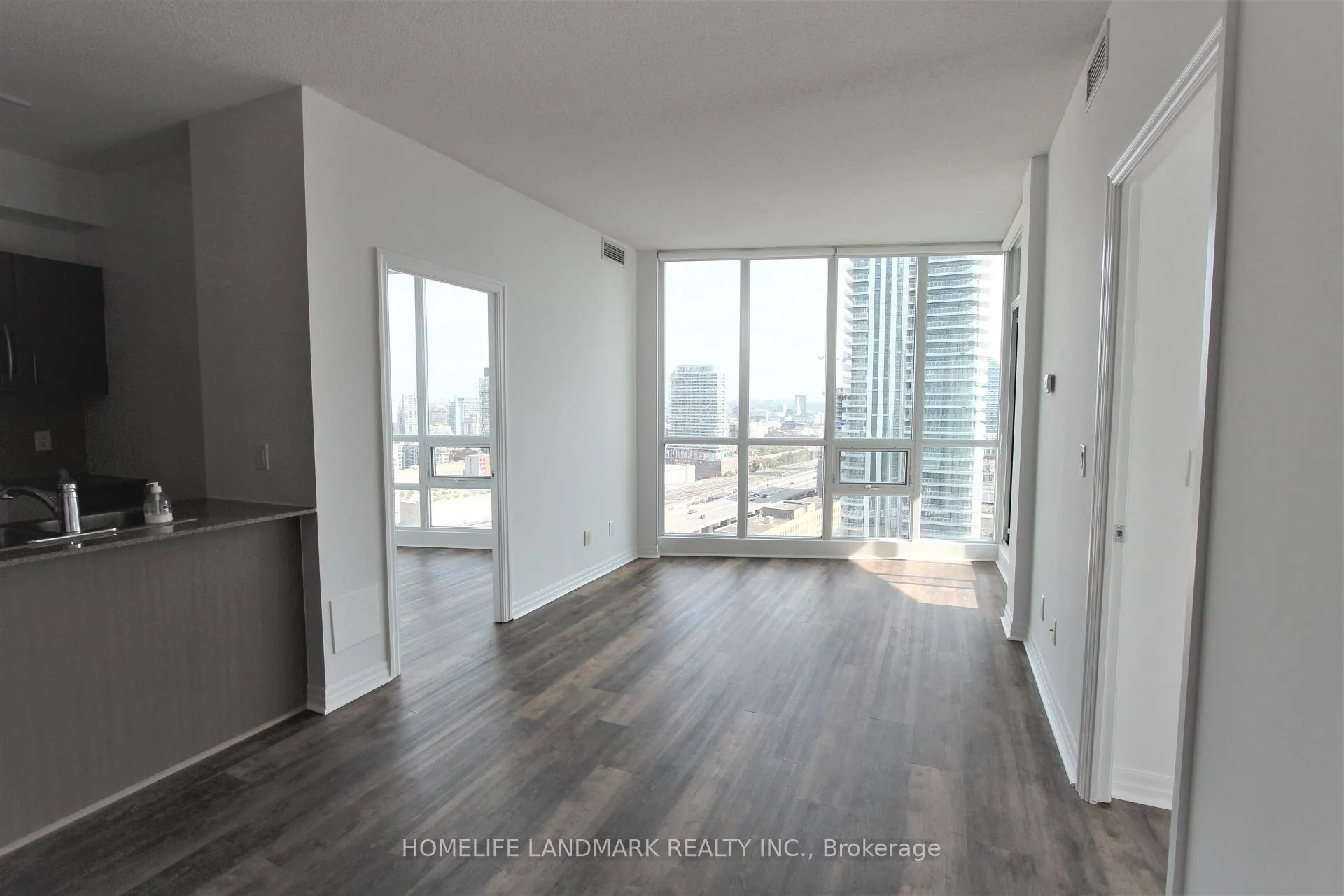 Photo 4 of Unit 2604, 12 Yonge Street, Toronto, Waterfront Communities — HOMEH