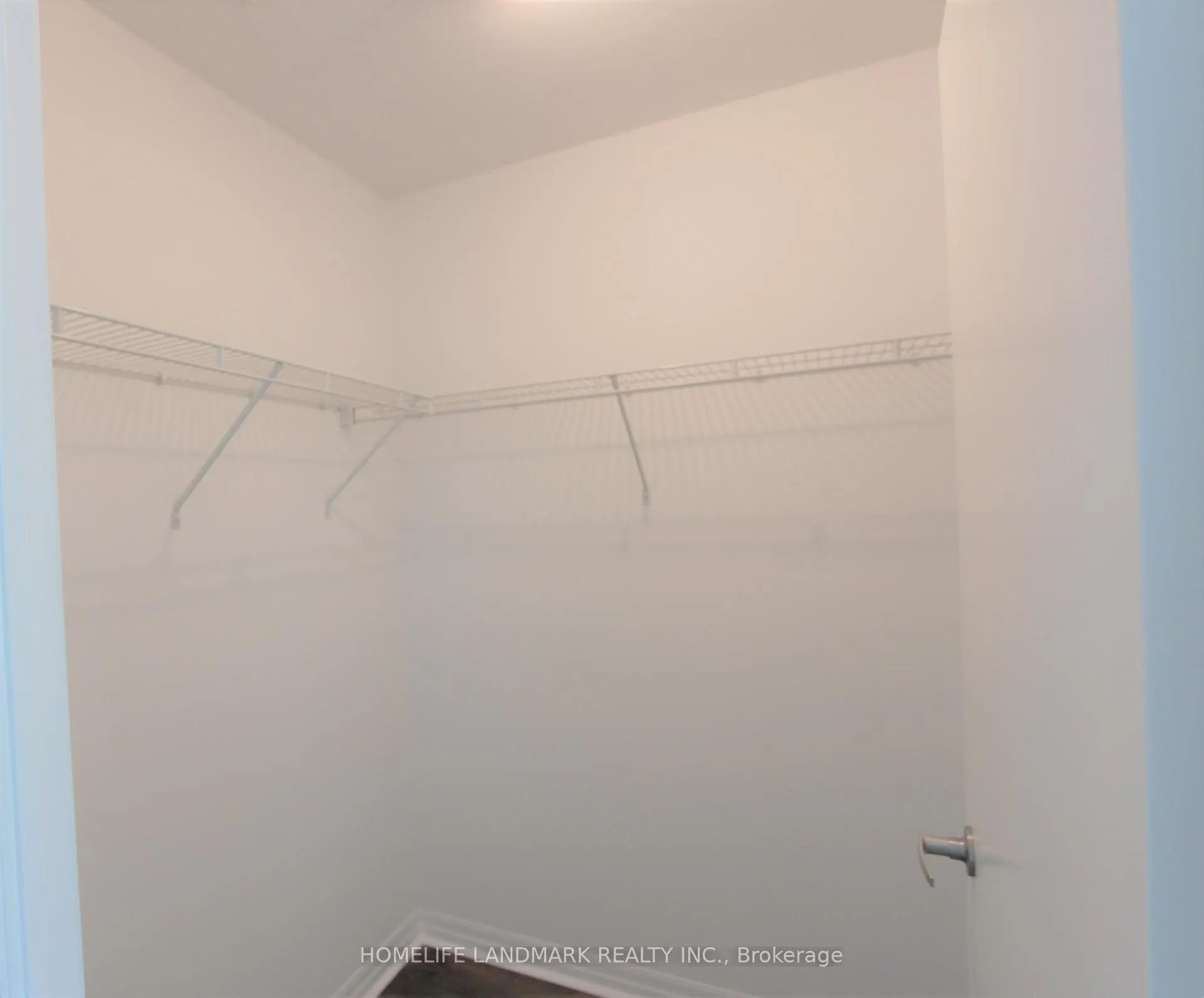 Photo 10 of Unit 2604, 12 Yonge Street, Toronto, Waterfront Communities — HOMEH