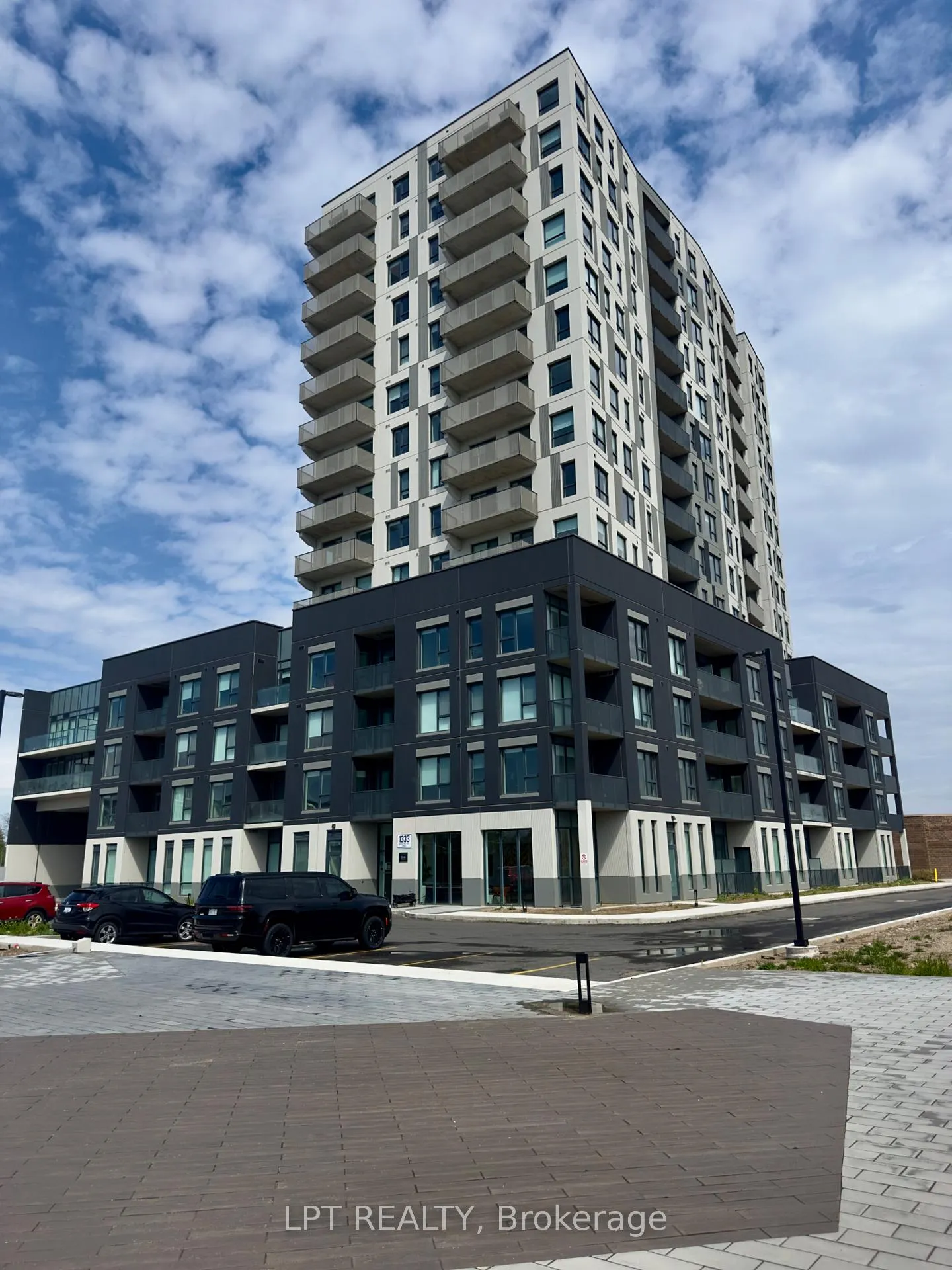 Photo 1 of Unit 304, 1333 Weber St E, Kitchener — HOMEH