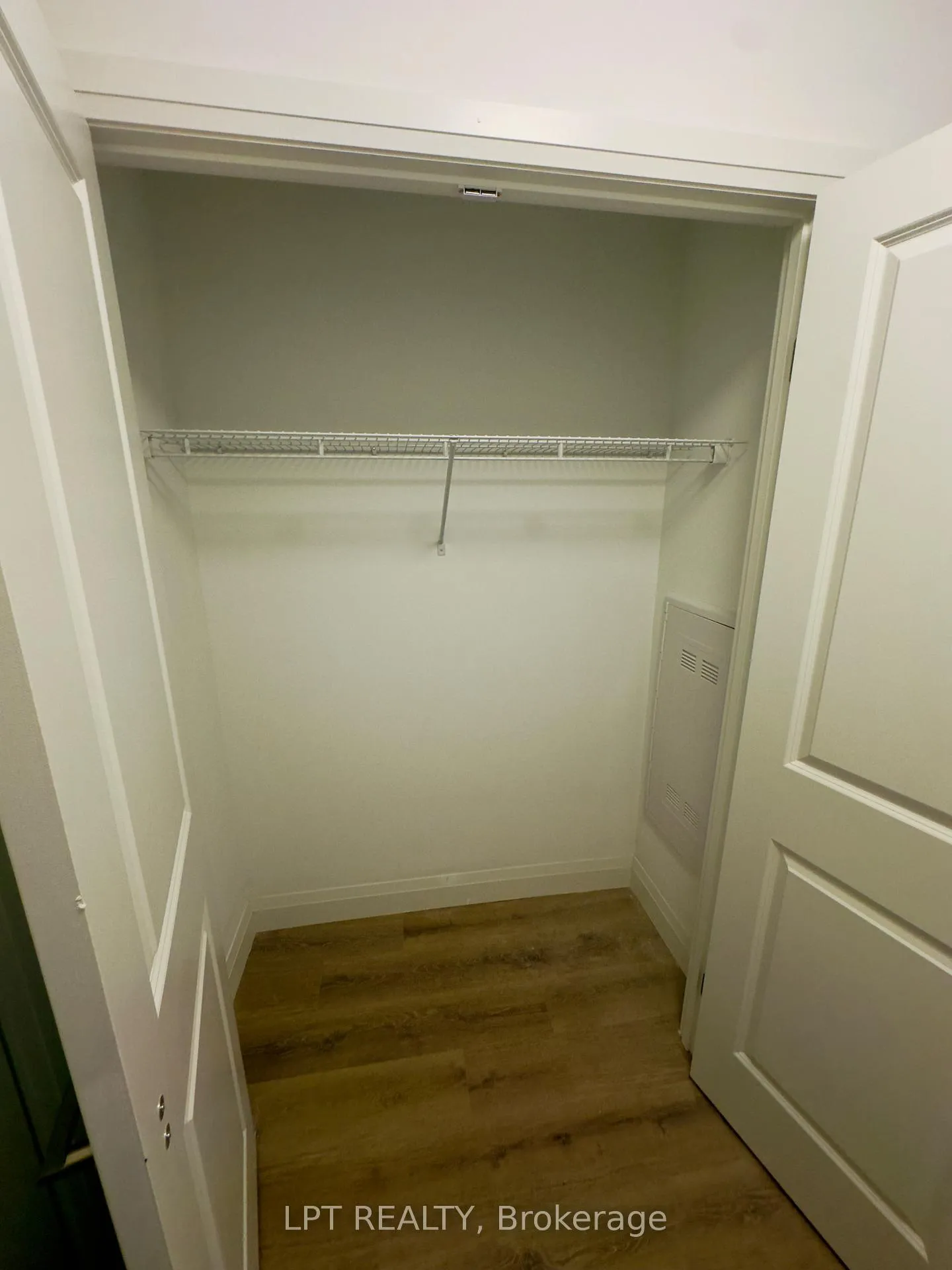 Photo 6 of Unit 304, 1333 Weber St E, Kitchener — HOMEH