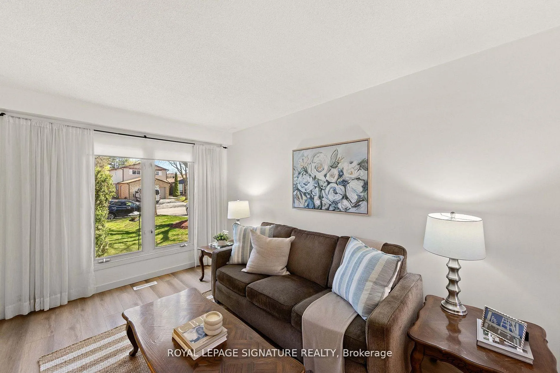 Photo 7 of 22 Madsen Crescent, Markham, Markville — HOMEH