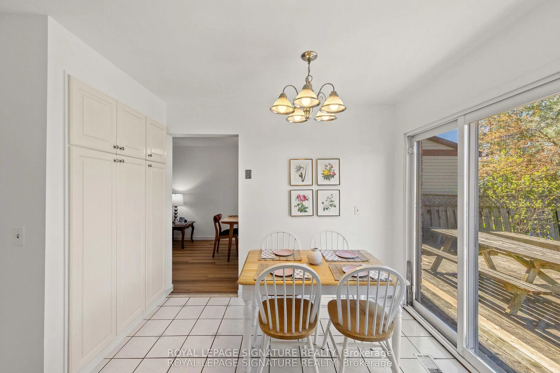Photo 15 of 22 Madsen Crescent, Markham, Markville — HOMEH