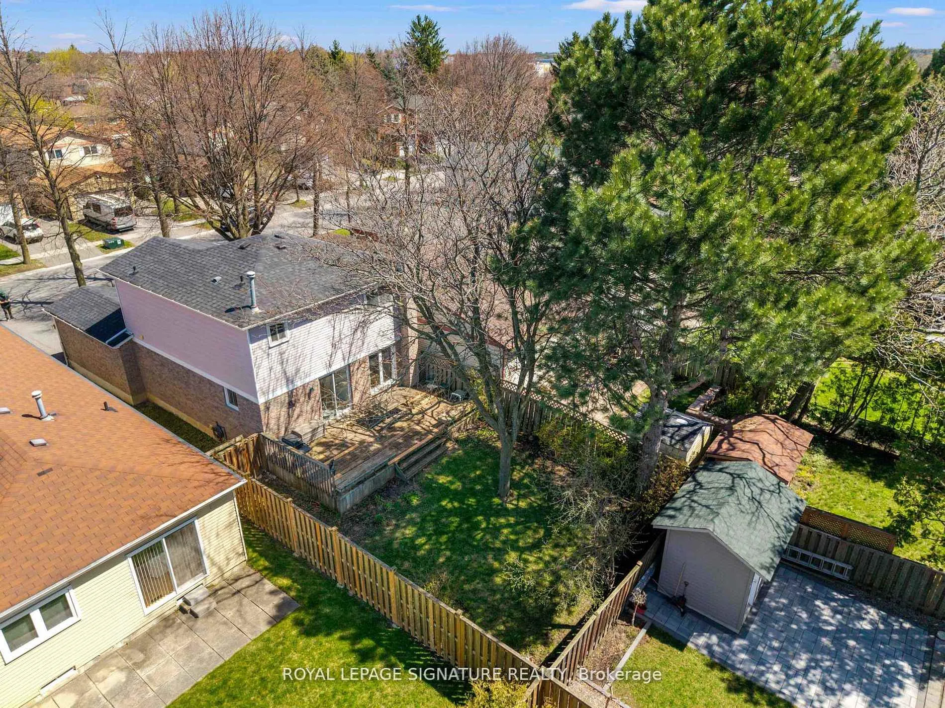 Photo 45 of 22 Madsen Crescent, Markham, Markville — HOMEH