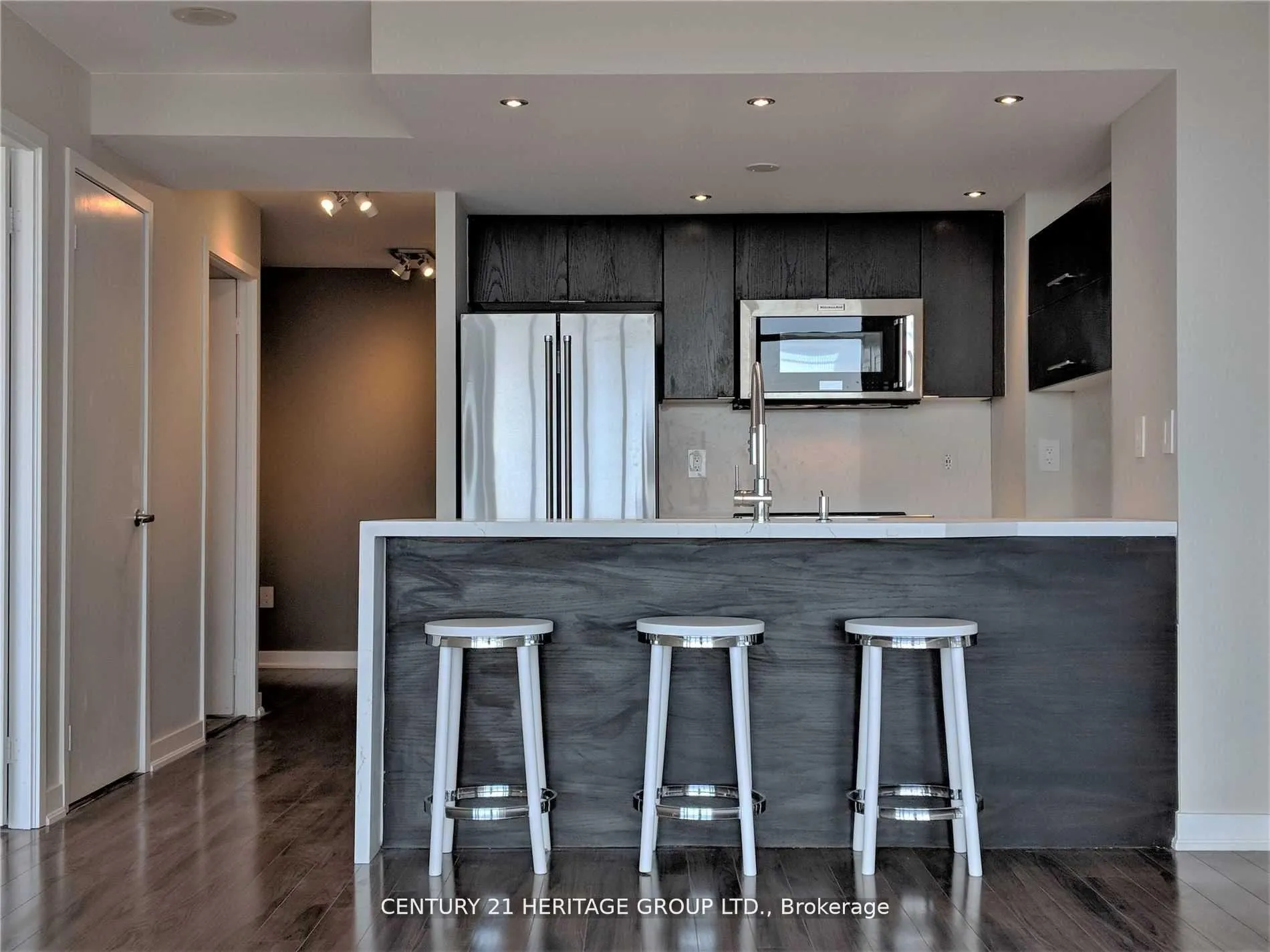 Photo 6 of Unit 1910, 15 Fort York Boulevard, Toronto, Waterfront Communities — HOMEH