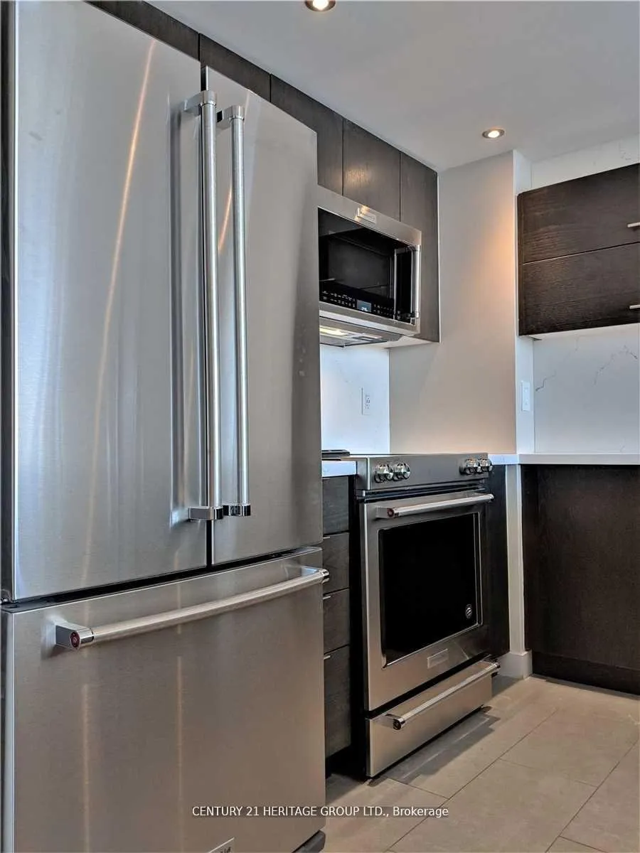 Photo 7 of Unit 1910, 15 Fort York Boulevard, Toronto, Waterfront Communities — HOMEH