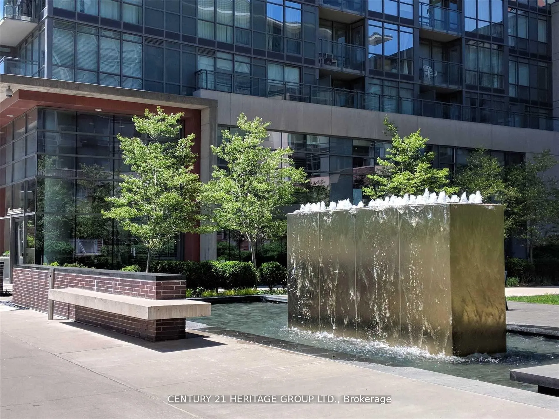 Photo 15 of Unit 1910, 15 Fort York Boulevard, Toronto, Waterfront Communities — HOMEH