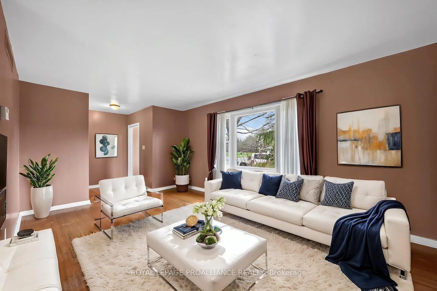 Photo 9 of 773 Royal Crescent, Prescott — HOMEH