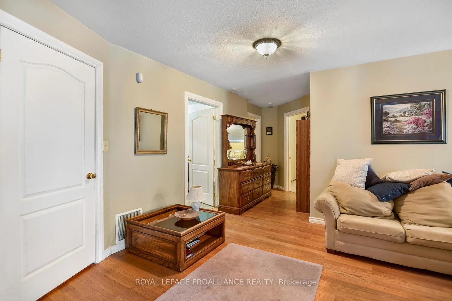 Photo 13 of 2111 County Road 2 E, Edwardsburgh/Cardinal, Edwardsburgh/Cardinal Twp — HOMEH