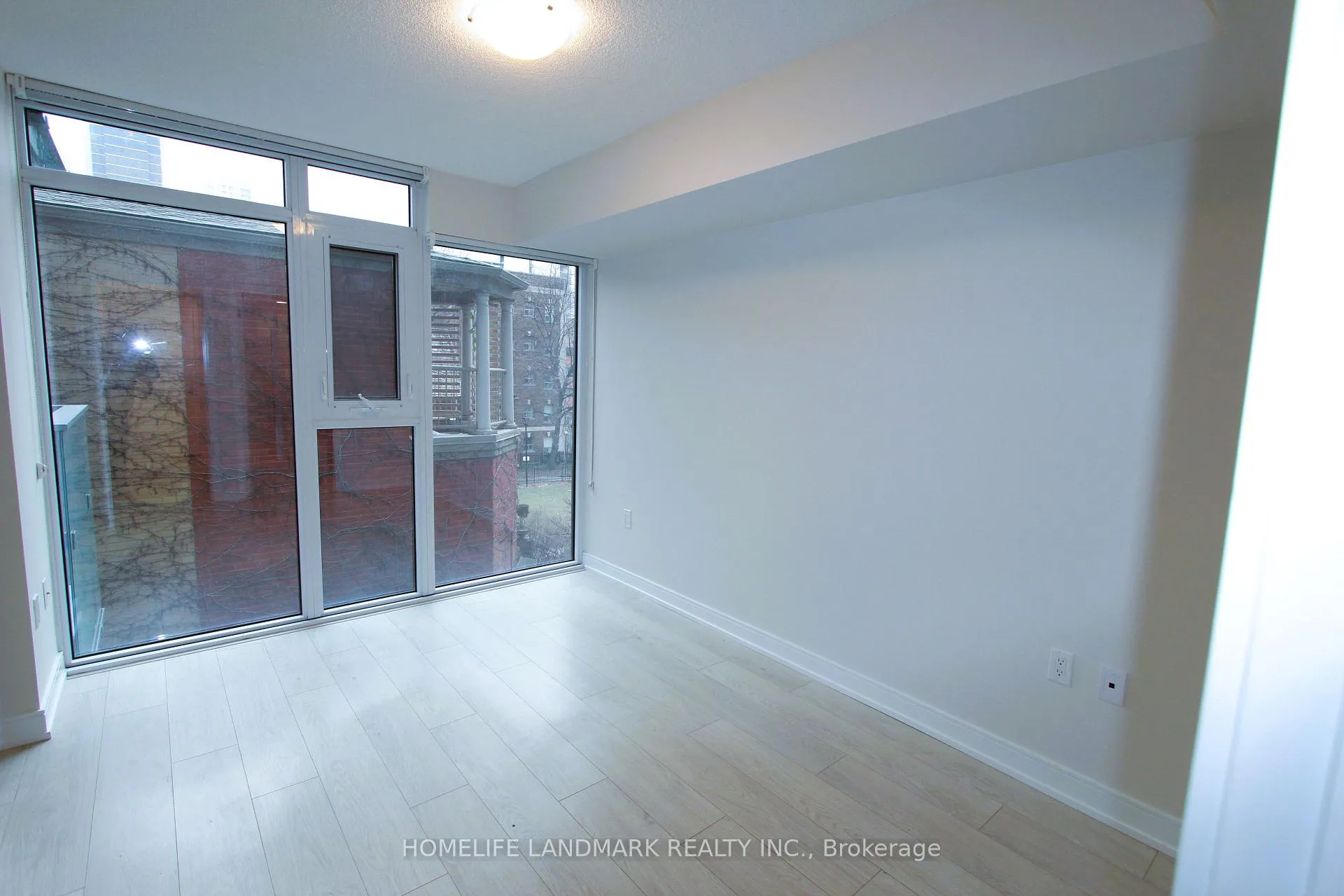 Photo 4 of Unit 304, 50 Wellesley Street E, Toronto, Church-Yonge Corridor — HOMEH