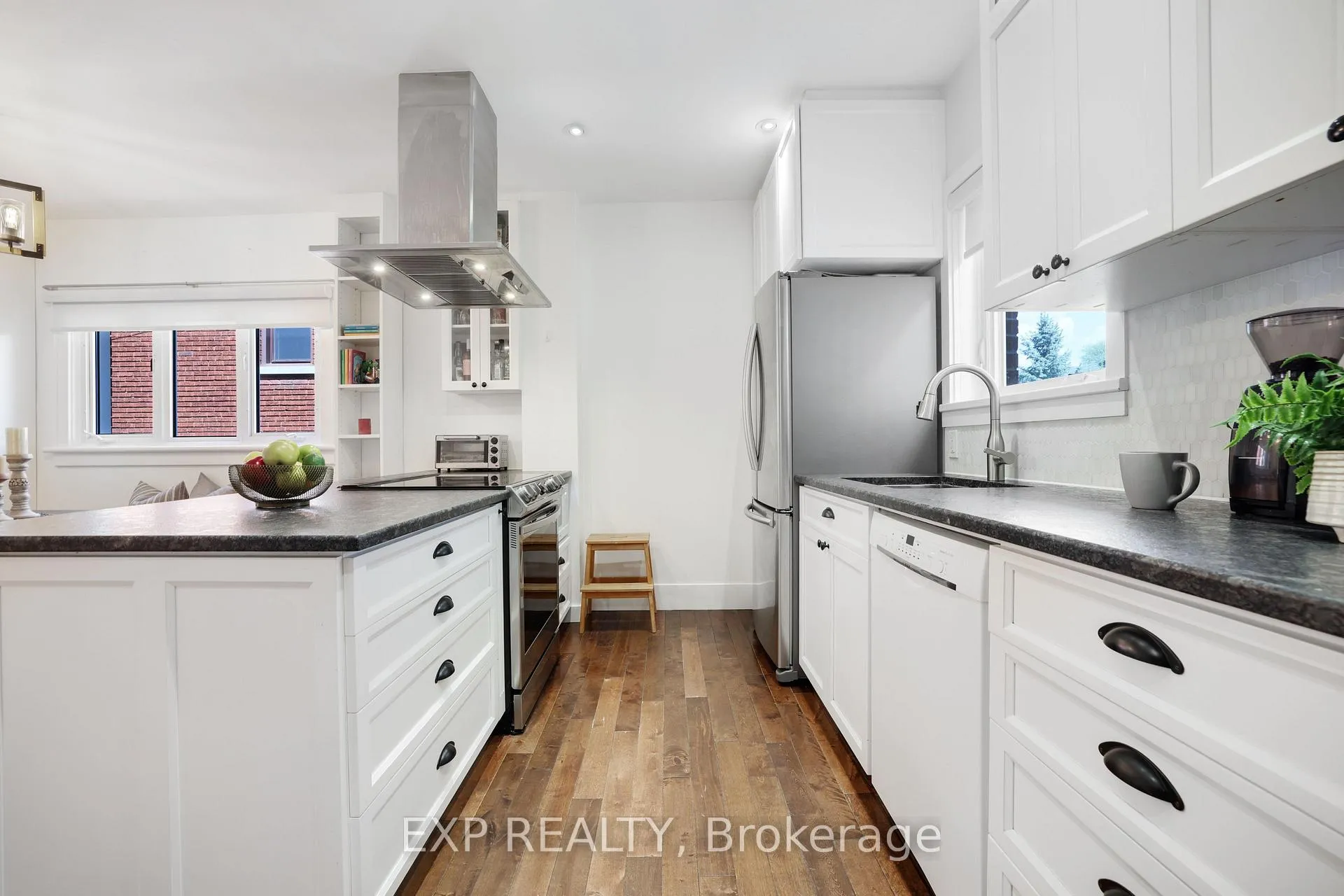 Photo 18 of 122 Byron Avenue, Ottawa, Ottawa West — HOMEH