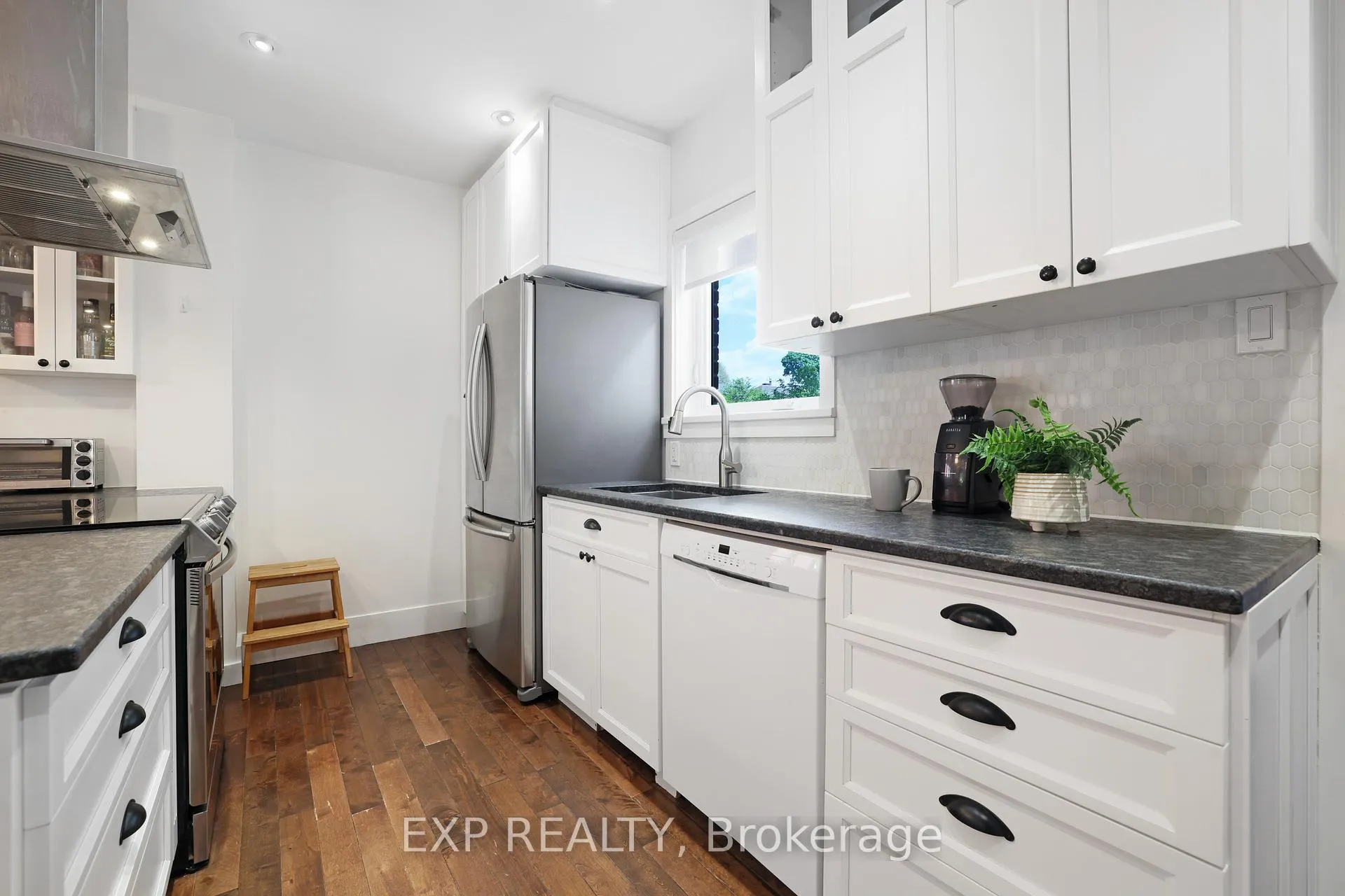 Photo 27 of 122 Byron Avenue, Ottawa, Ottawa West — HOMEH