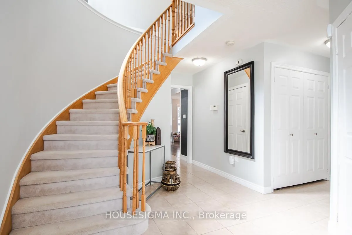 Photo 3 of 27 Staples Avenue, Clarington, Courtice — HOMEH