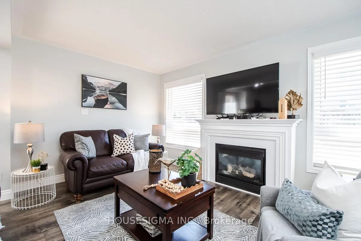Photo 10 of 27 Staples Avenue, Clarington, Courtice — HOMEH