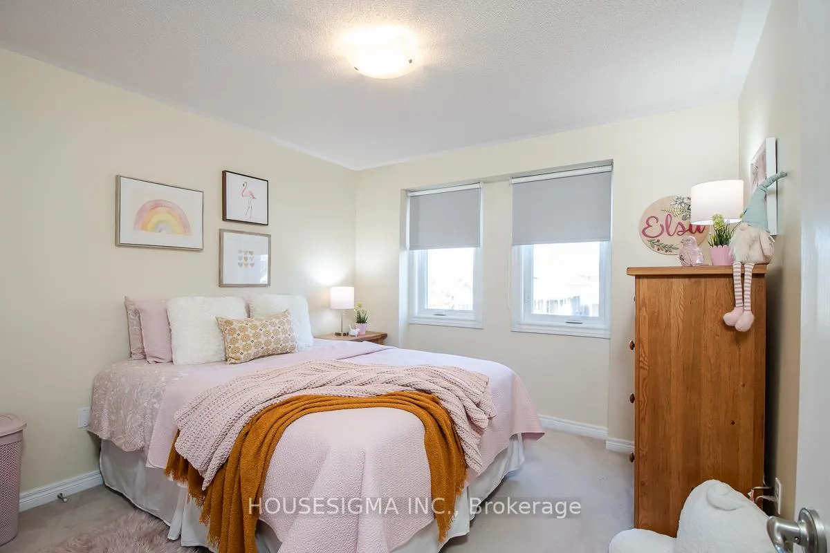Photo 25 of 27 Staples Avenue, Clarington, Courtice — HOMEH