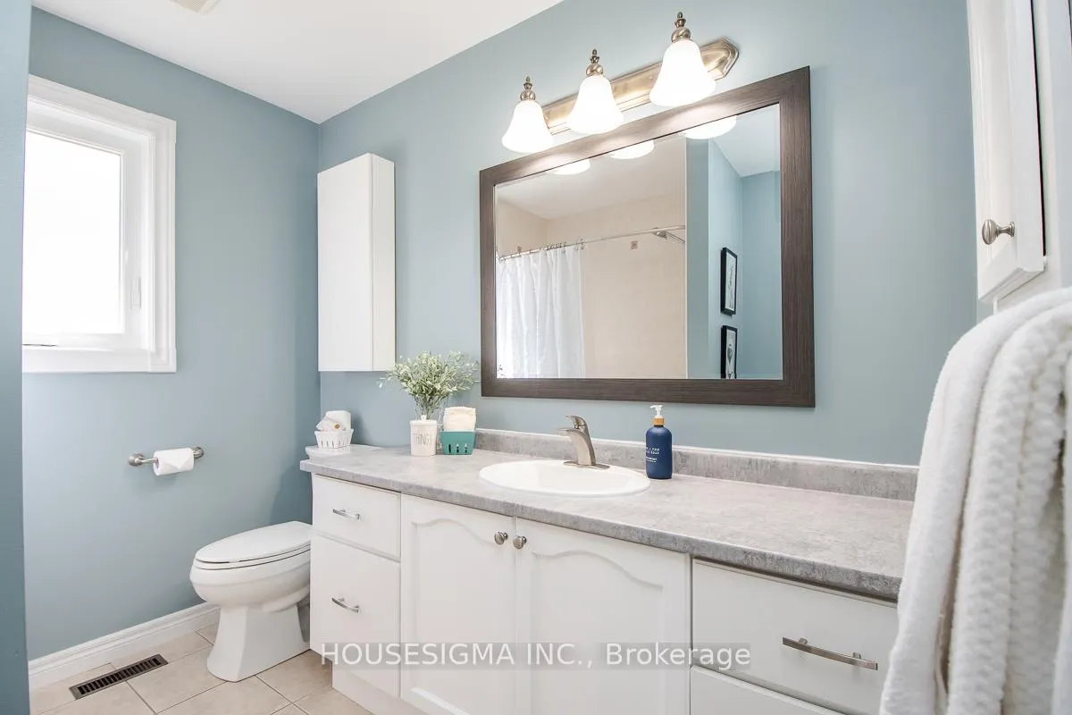 Photo 29 of 27 Staples Avenue, Clarington, Courtice — HOMEH