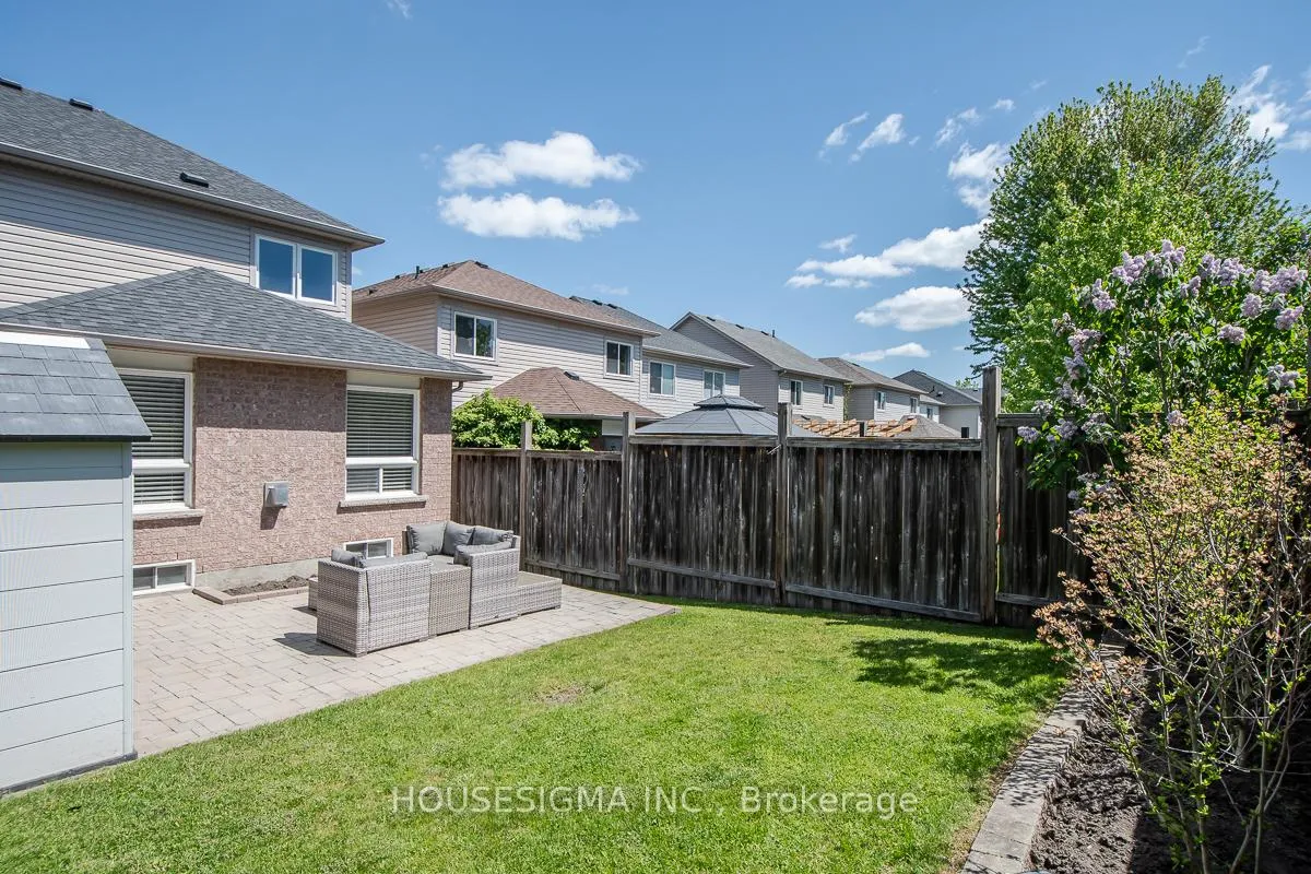 Photo 37 of 27 Staples Avenue, Clarington, Courtice — HOMEH