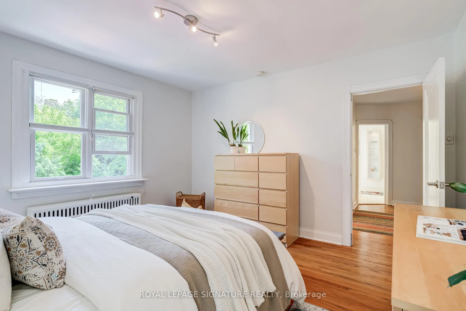 Photo 19 of 123 South Kingsway, Toronto, High Park-Swansea — HOMEH